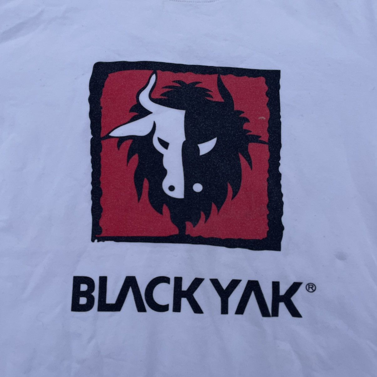 Vintage Vintage Y2K Black Yak Graphic Tee Streetwear Logo Print L Size US L / EU 52-54 / 3 - 4 Thumbnail