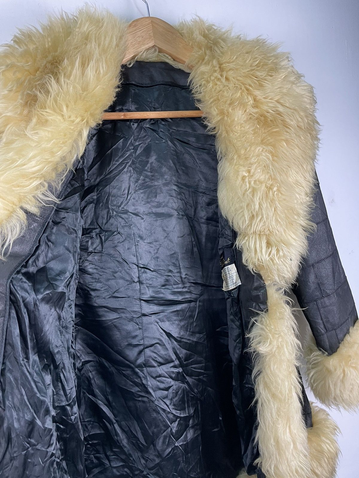 Japanese Brand Vintage Leather Jacket Faux Fur Cardigan Patchwork Size US S / EU 44-46 / 1 - 10 Thumbnail