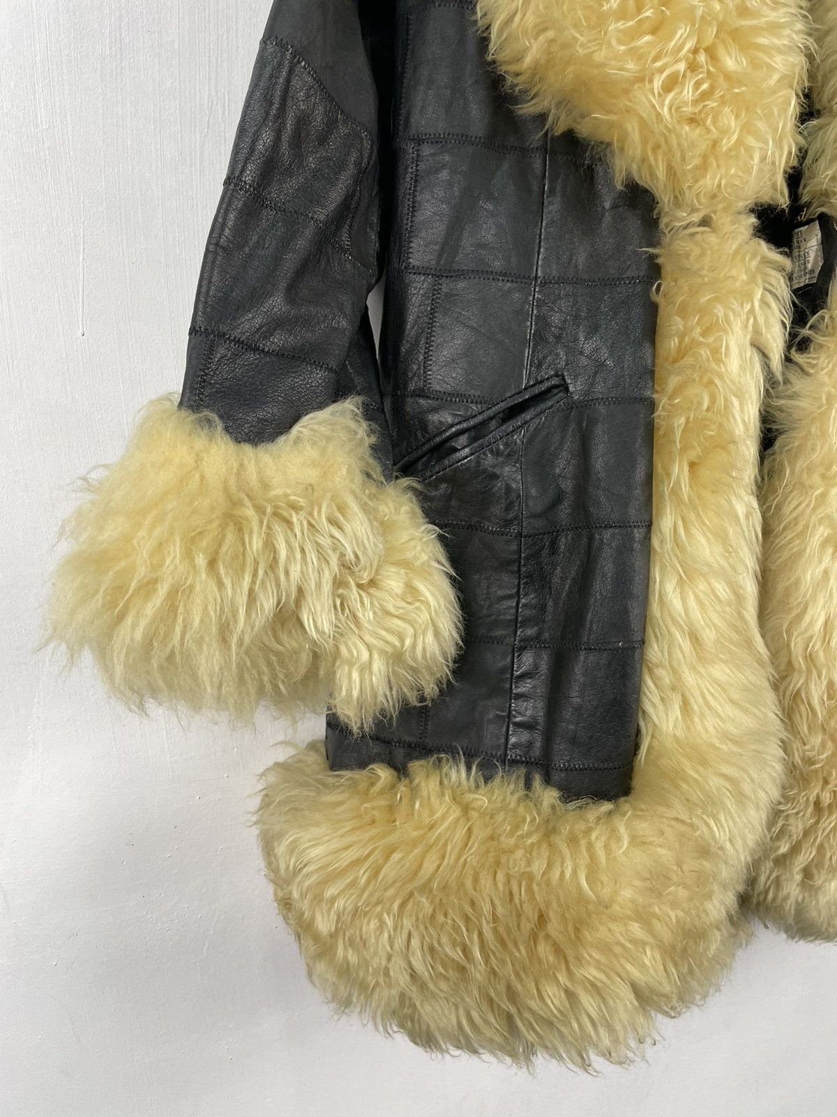 Japanese Brand Vintage Leather Jacket Faux Fur Cardigan Patchwork Size US S / EU 44-46 / 1 - 8 Thumbnail