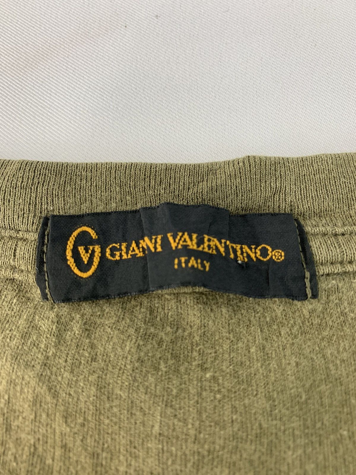 Gianni Valentino Gianni Valentino Embroidery Logo Longsleeve Tee Size L / US 10 / IT 46 - 4 Thumbnail