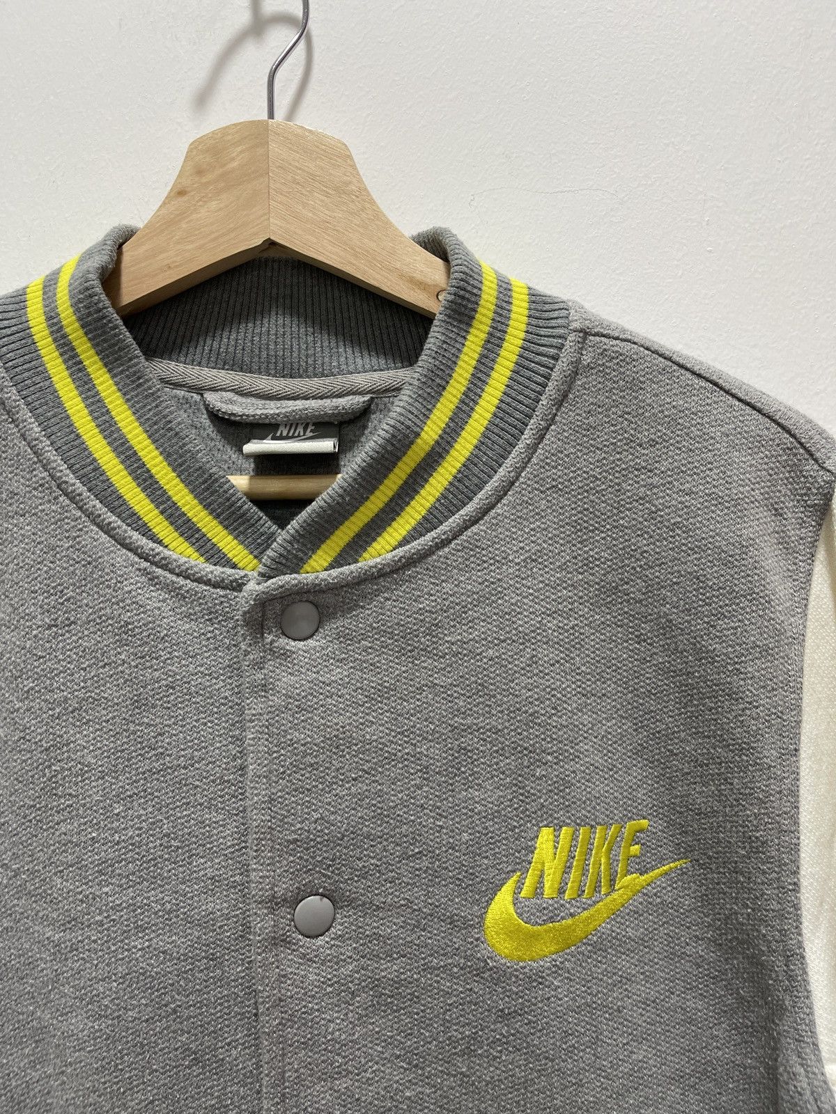 Nike Y2K NIKE SWOOSH MINI LOGO VARSITY JACKET Size US M / EU 48-50 / 2 - 2 Thumbnail