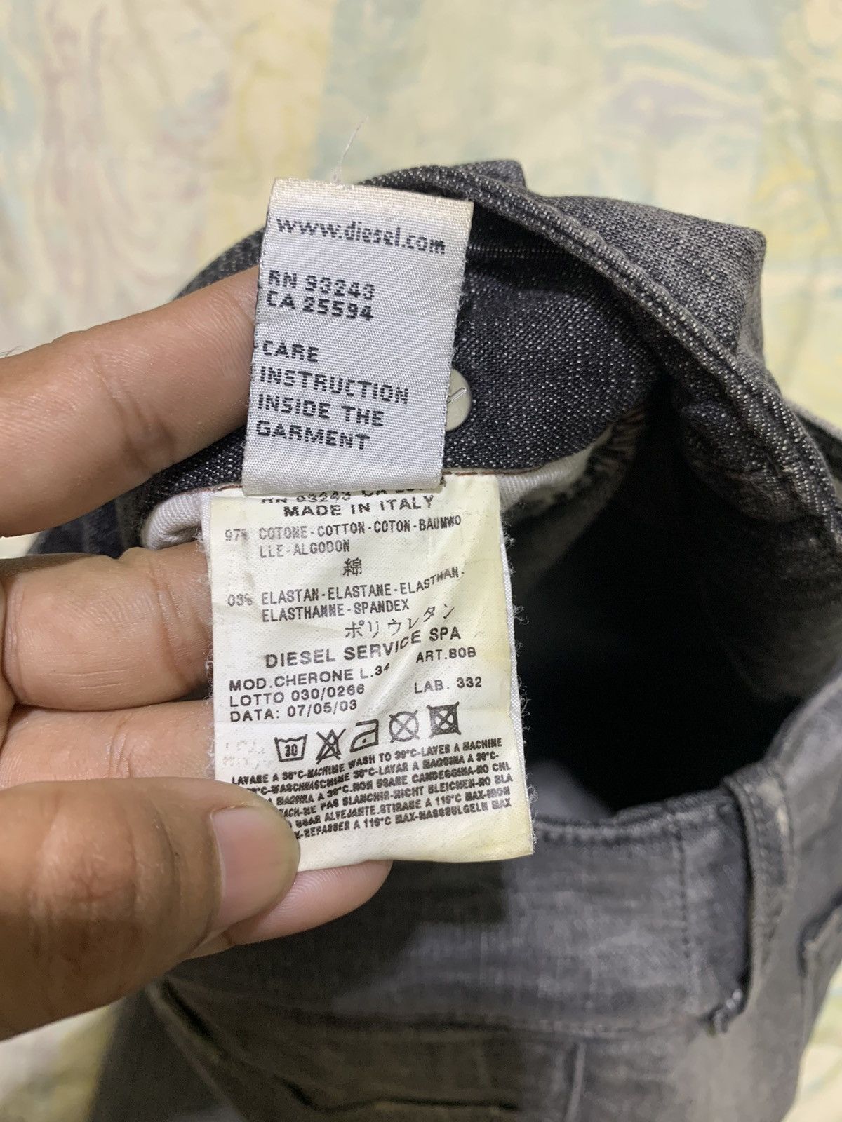 Diesel Diesel black washed stretchable flare/wideleg denim Size 28" / US 6 / IT 42 - 18 Thumbnail