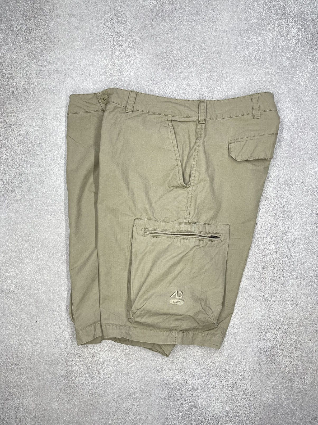 Nike Vintage Nike Cargo Shorts Beige Drill Y2K Nylon TN Size L Size US 34 / EU 50 - 5 Thumbnail