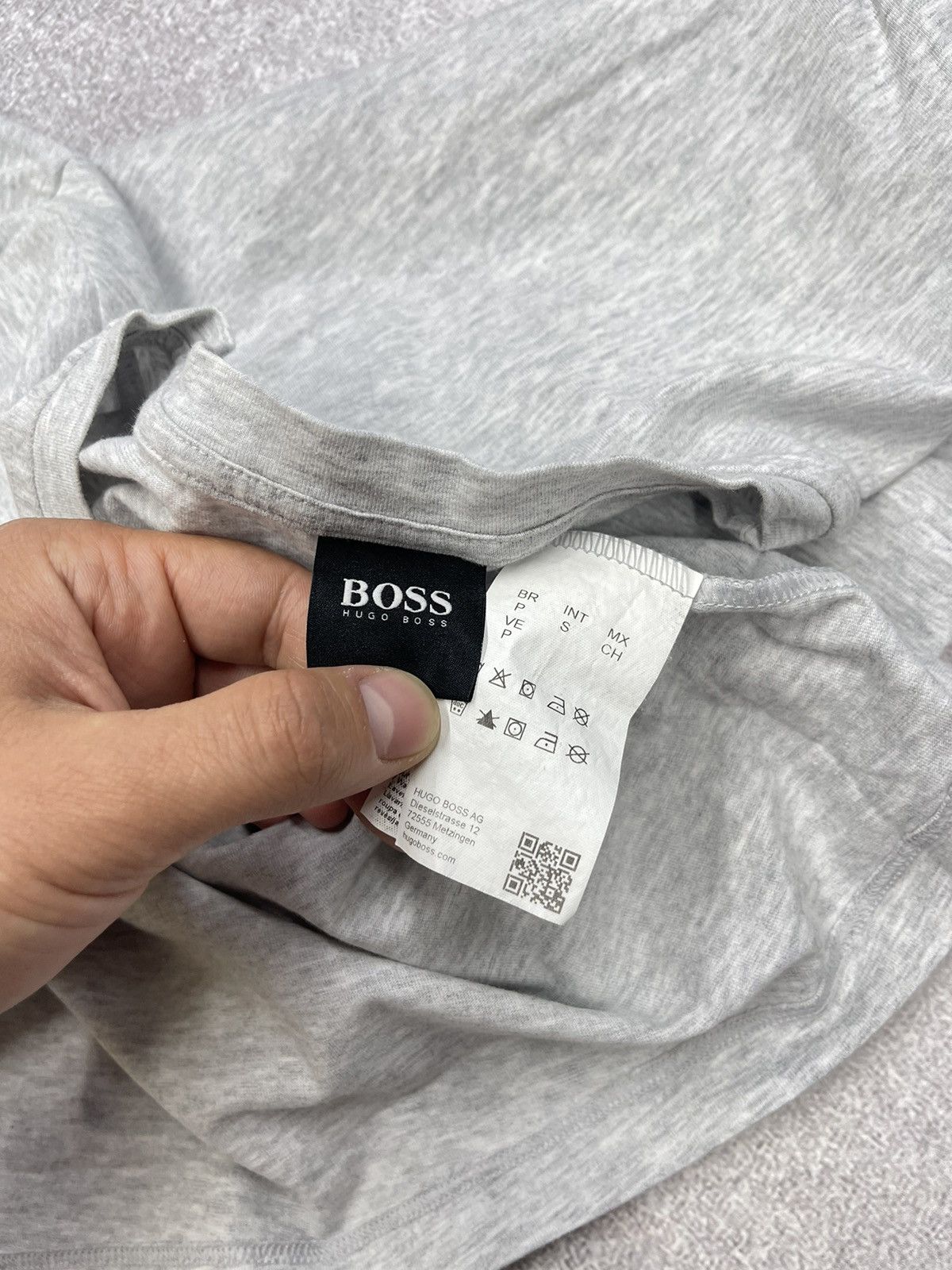 Hugo Boss Mens Hugo Boss Grey T Shirt Size S Size US S / EU 44-46 / 1 - 6 Thumbnail