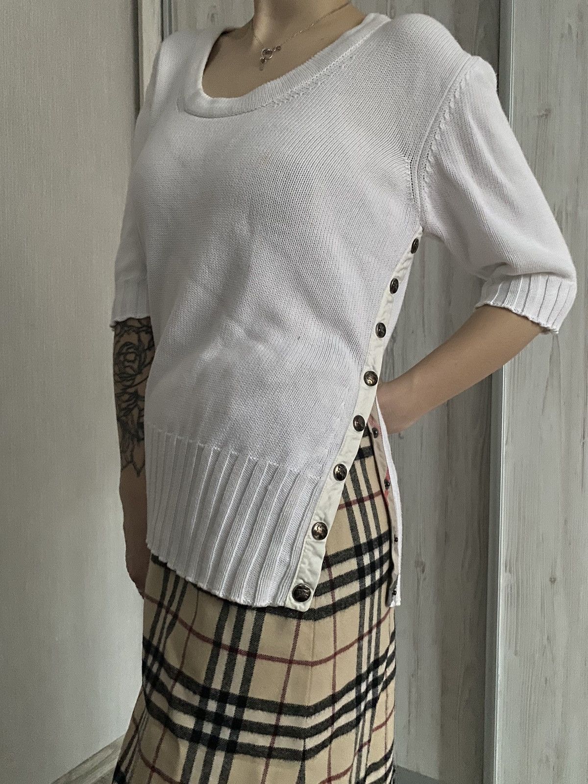 Burberry W's Burberry Brit Knit Buttoned Sweater 2/4 Size L / US 10 / IT 46 - 1 Thumbnail