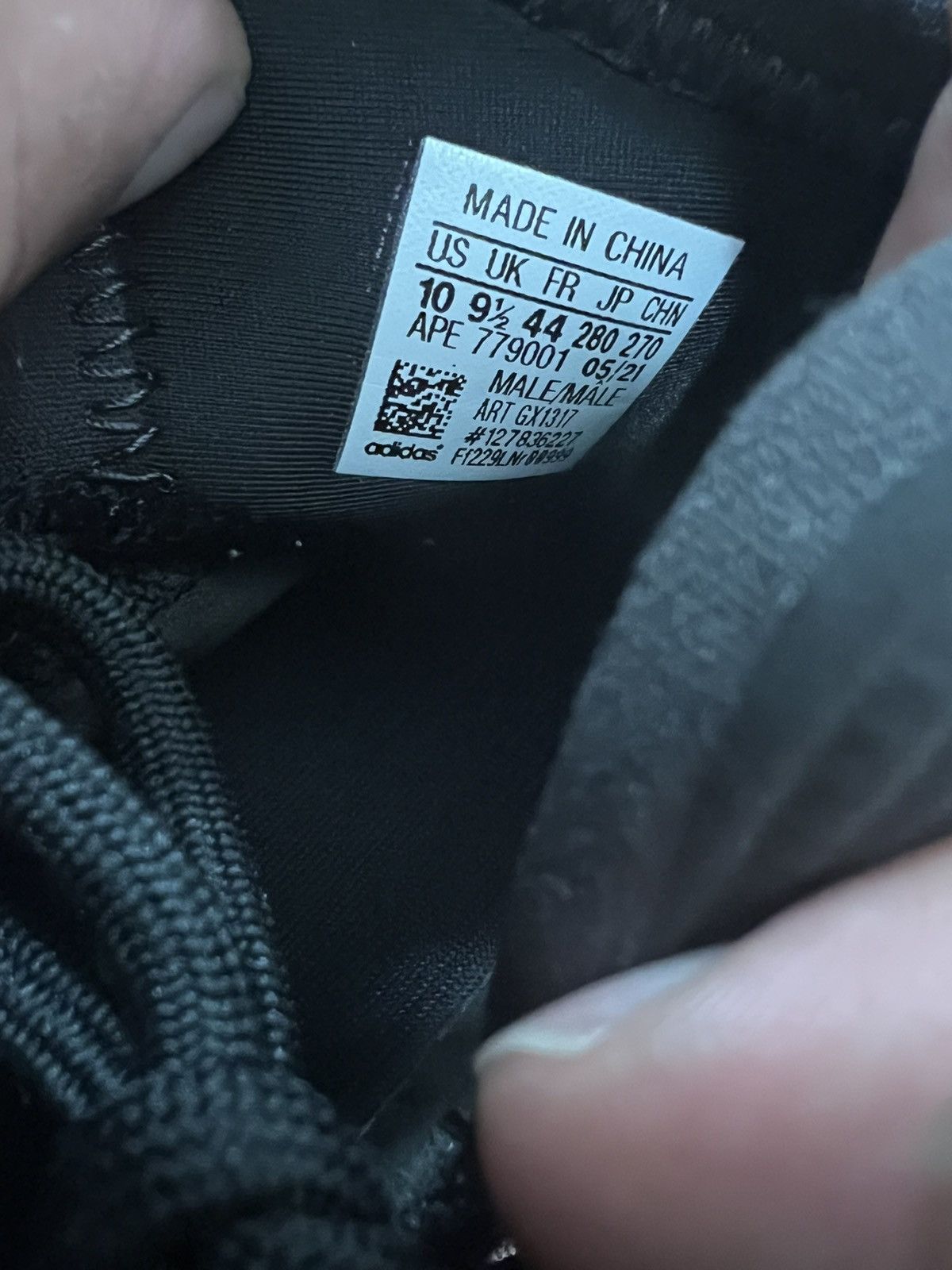 Adidas × Kanye West Yeezy QNTM Onyx Size US 10 / EU 43 - 6 Thumbnail