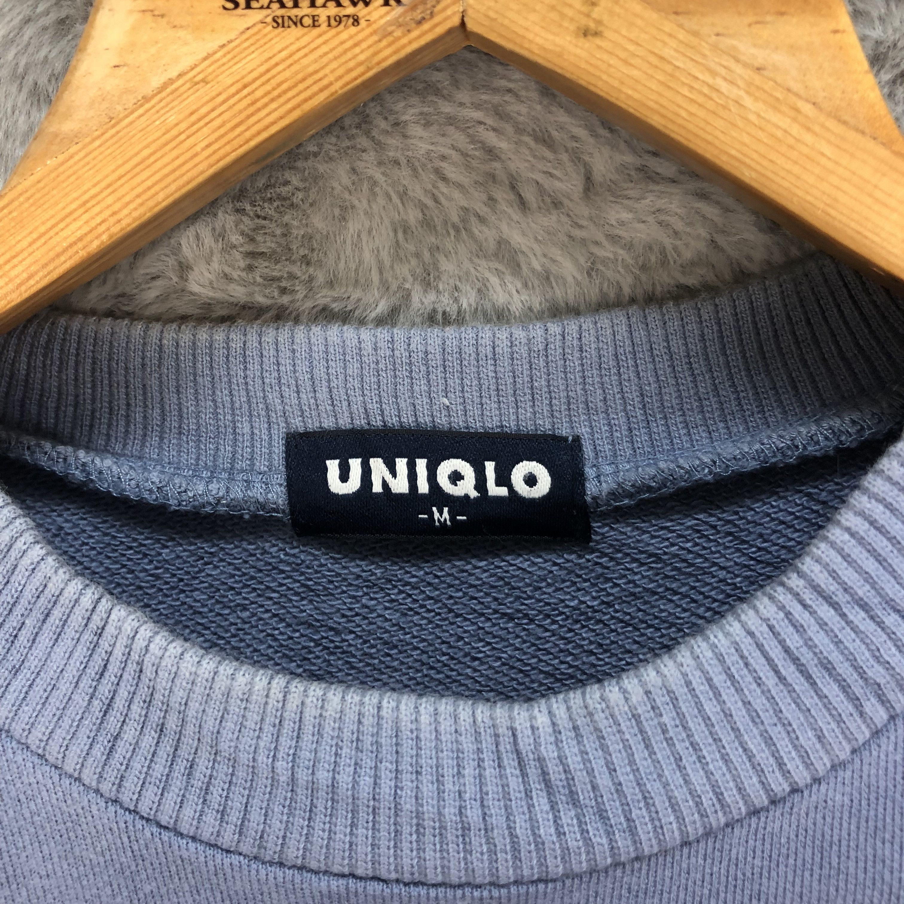 Uniqlo 90's STATES OF ALASKA Train Graphic Sweatshirts #5122-175 Size US M / EU 48-50 / 2 - 7 Thumbnail