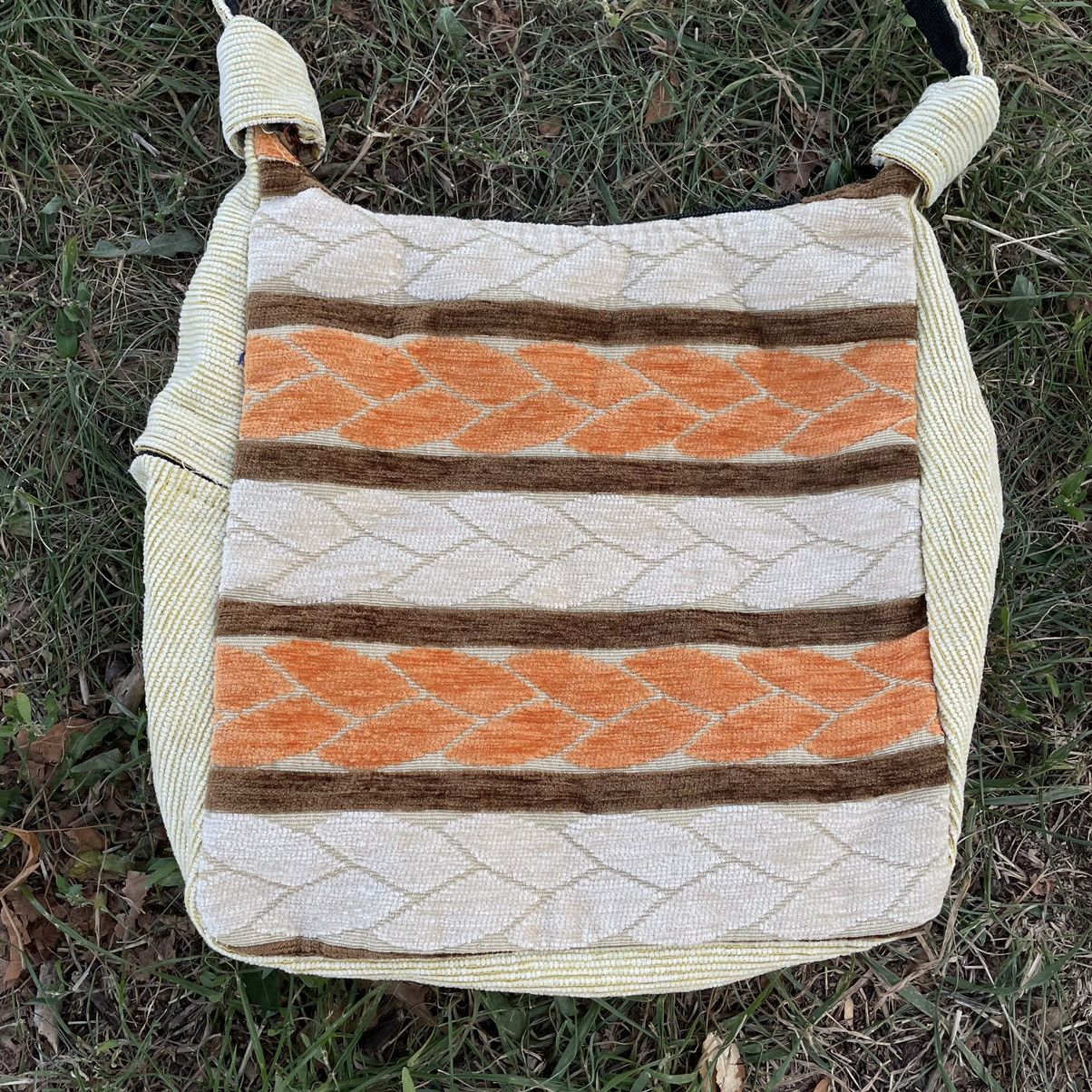 Vintage Vintage Y2K Quilted Striped Corduroy Tote Bag Cream Faded OS Size ONE SIZE - 2 Thumbnail