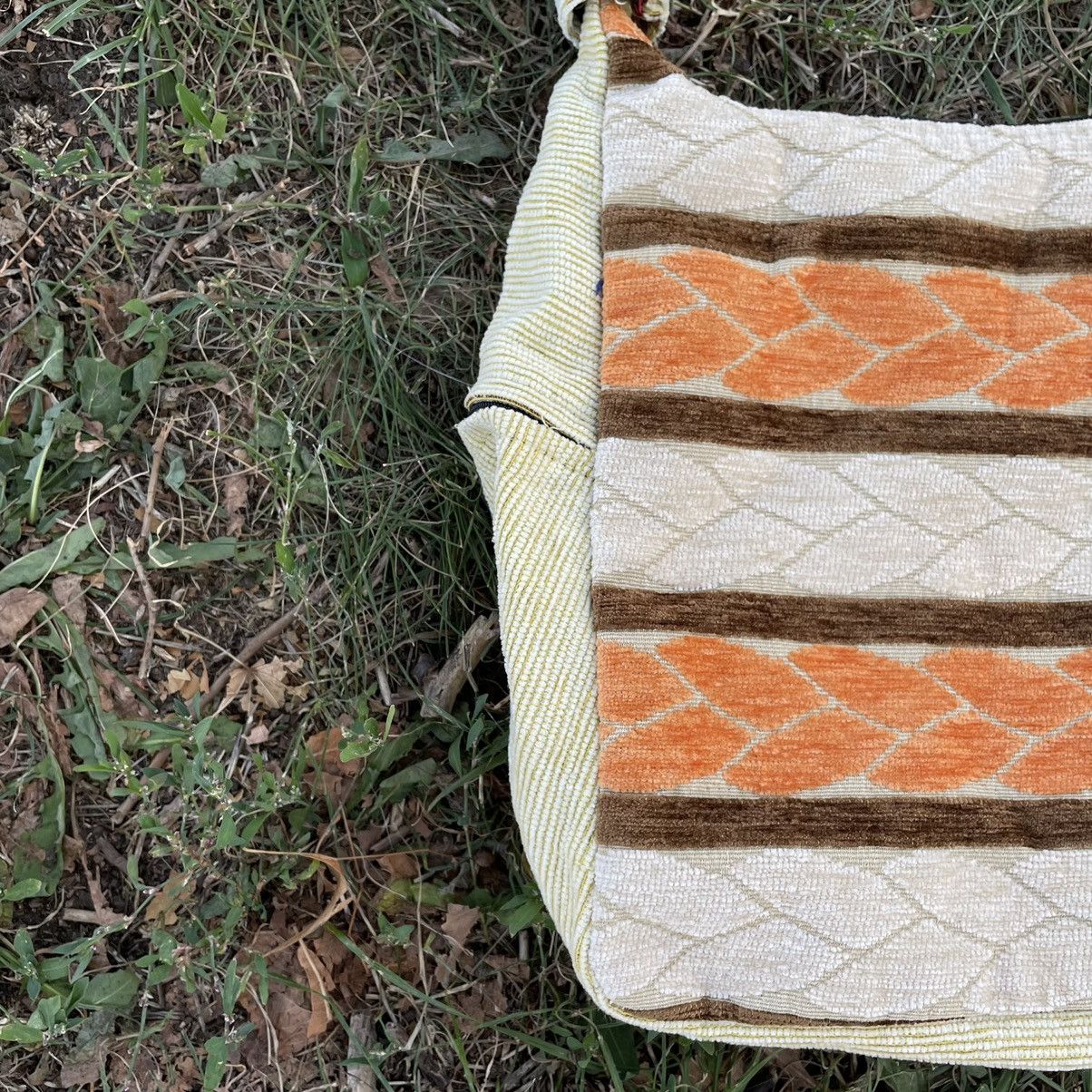 Vintage Vintage Y2K Quilted Striped Corduroy Tote Bag Cream Faded OS Size ONE SIZE - 3 Thumbnail