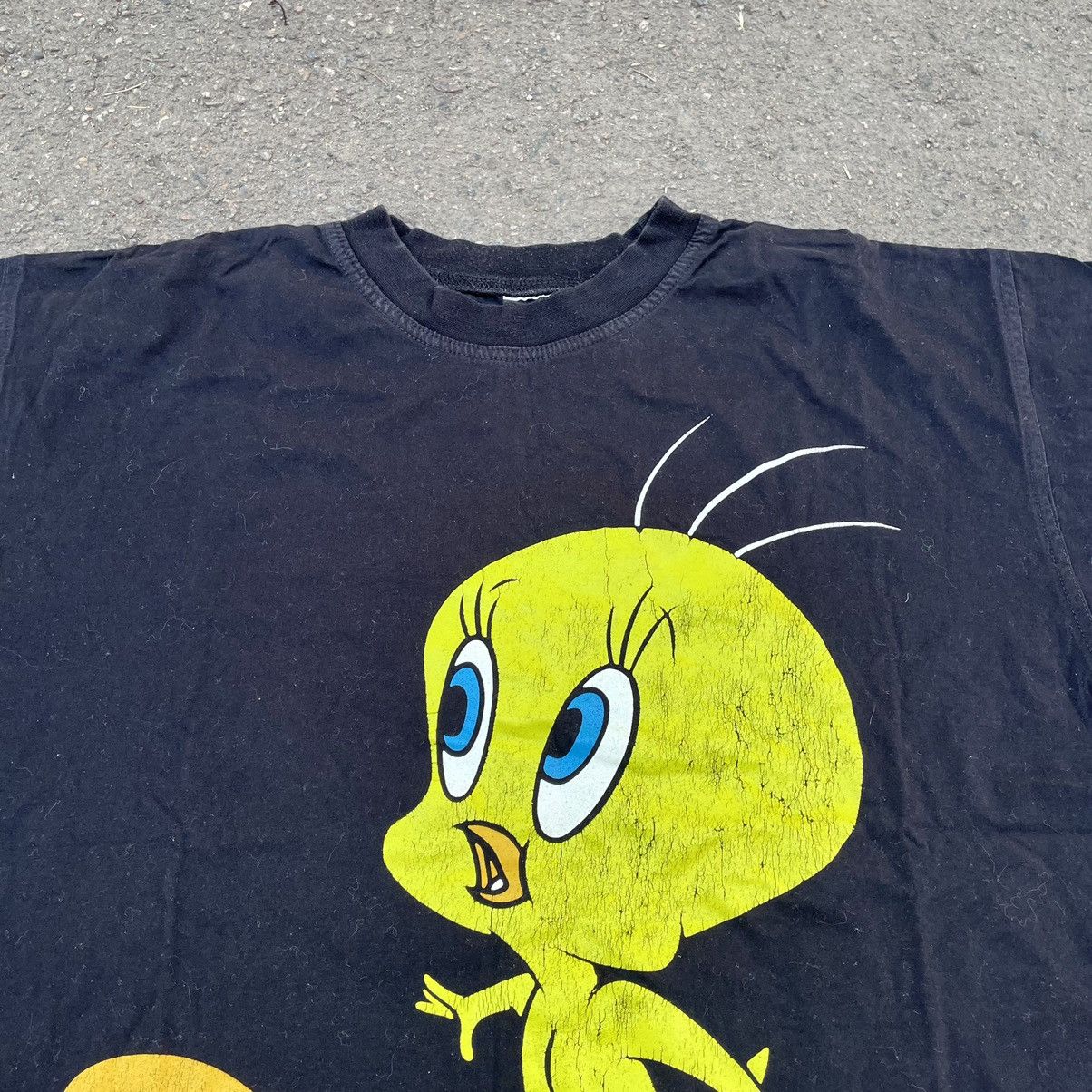 Vintage Vintage 90s Tweety Graphic Tee Looney Tunes Cartoon Skate L Size US L / EU 52-54 / 3 - 5 Thumbnail