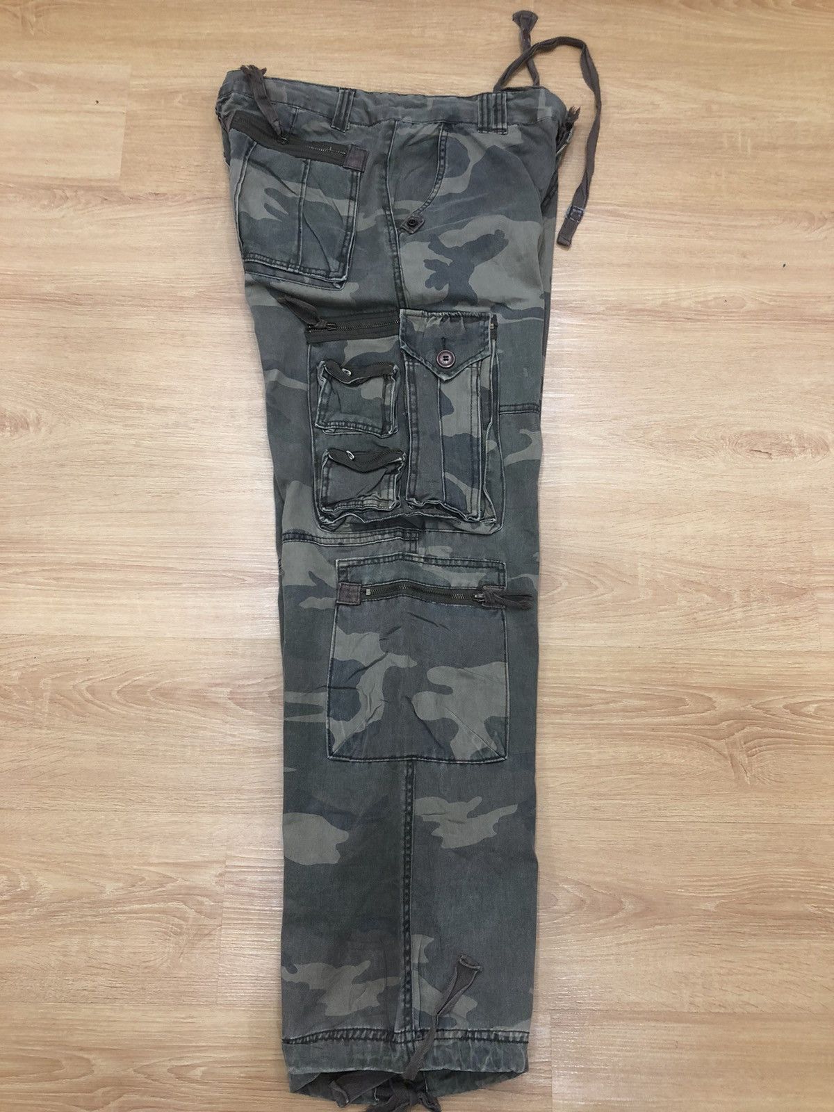 Japanese Brand urban casual military cargo pants tactical pocket Size US 34 / EU 50 - 5 Thumbnail