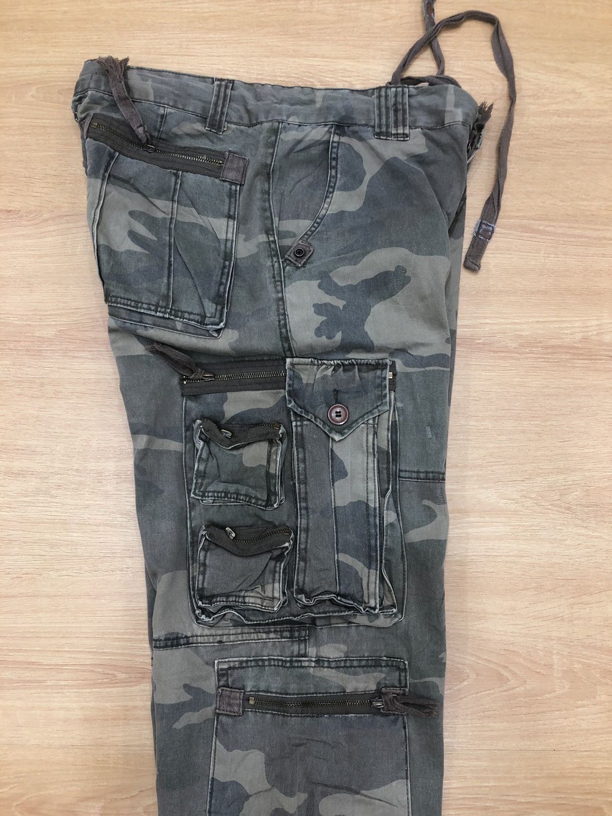 Japanese Brand urban casual military cargo pants tactical pocket Size US 34 / EU 50 - 6 Thumbnail
