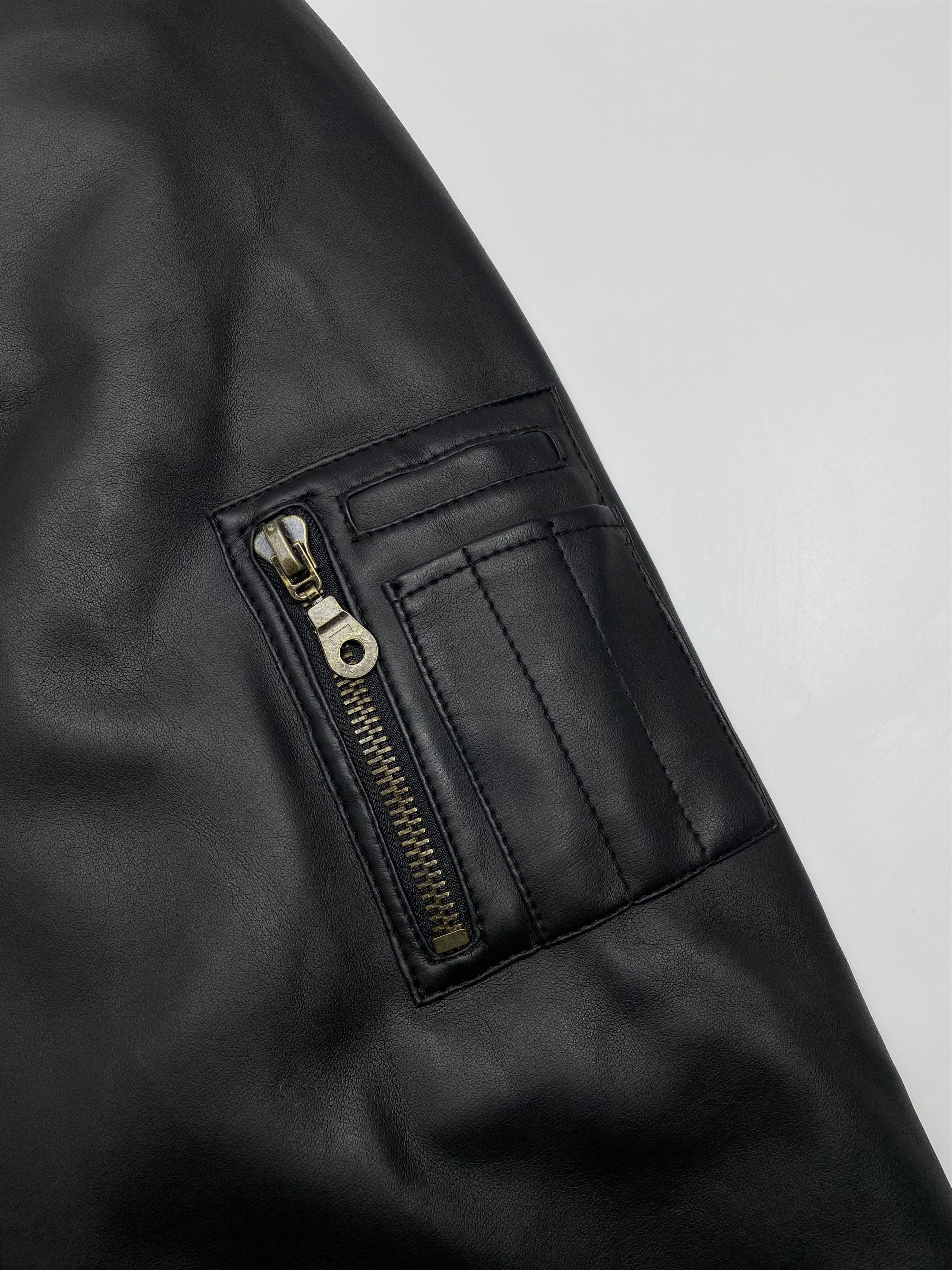 Designer × Vintage Unbranded Vintage PVC Leather Heavyweight Bomber Jacket Size US XL / EU 56 / 4 - 5 Thumbnail
