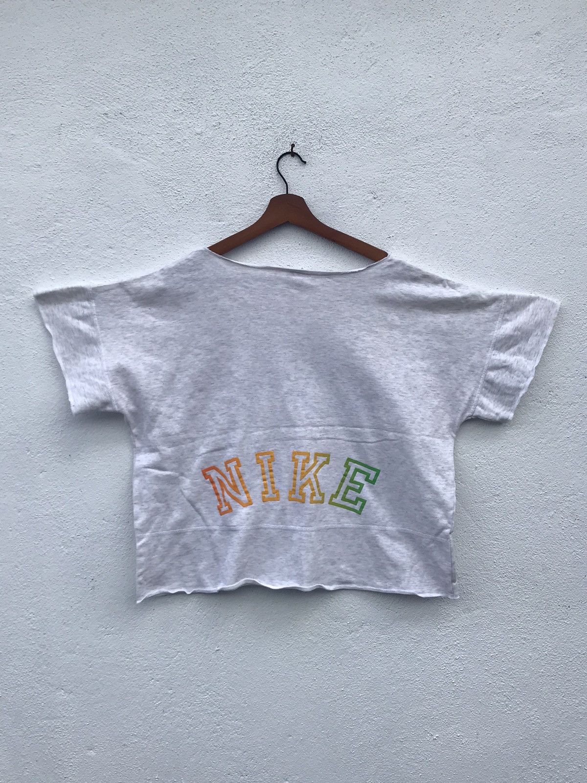 Nike Vintage Nike Big Logo T Shirt Size US L / EU 52-54 / 3 - 4 Thumbnail