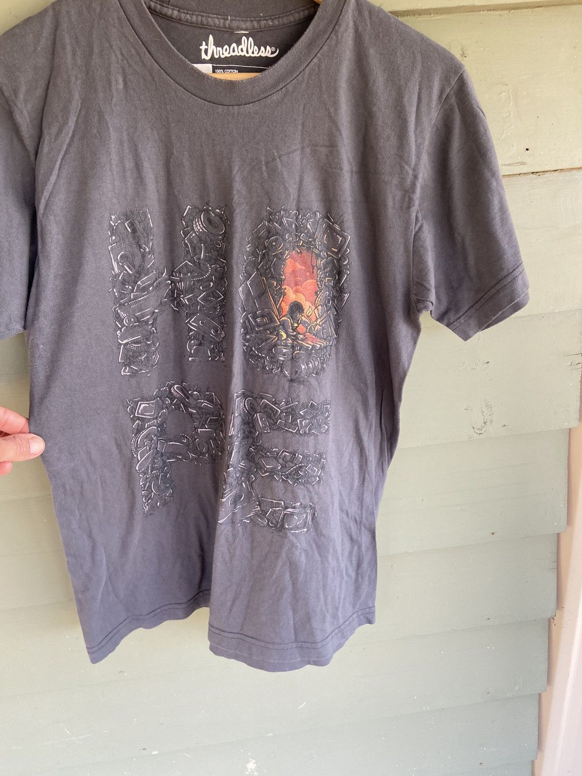 Threadless Threadless Man’s T shirt. Hope. Size US M / EU 48-50 / 2 - 4 Thumbnail