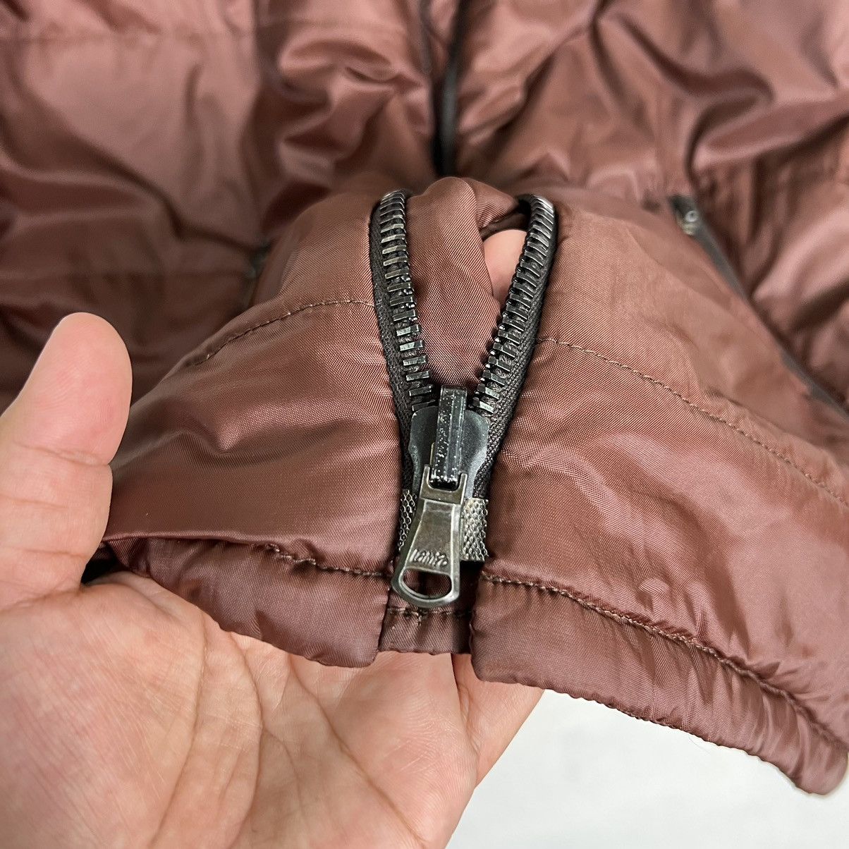 Armani Collezioni 🔥 ARMANI COLLEZIONI INSULATED JACKET MADE IN ITALY Size US M / EU 48-50 / 2 - 9 Thumbnail