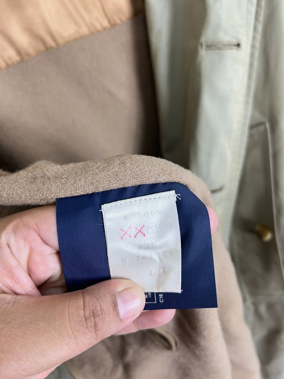 Burberry 🔥 80s 90s BURBERRY TRENCHCOAT MADE IN ENGLAND Size US M / EU 48-50 / 2 - 11 Thumbnail