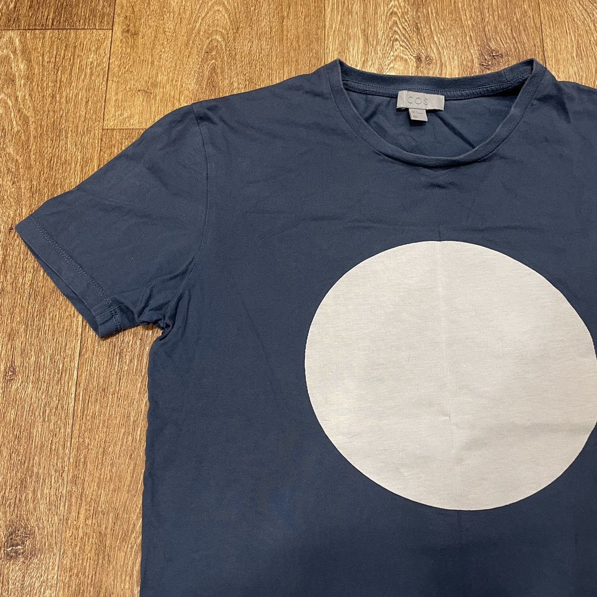 Vintage Vintage Y2K Sun Faded Graphic Tee Minimalist Streetwear M Size US M / EU 48-50 / 2 - 3 Thumbnail