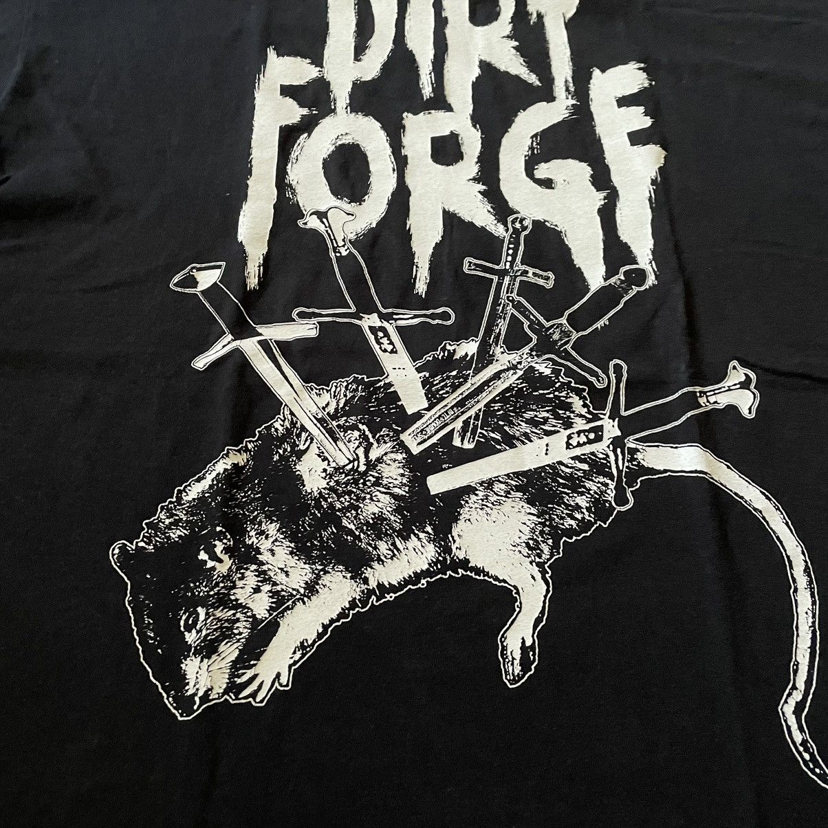 Vintage Vintage Y2K Dirt Forge Graphic Tee Grunge Horror Punk Slim L Size US L / EU 52-54 / 3 - 5 Thumbnail