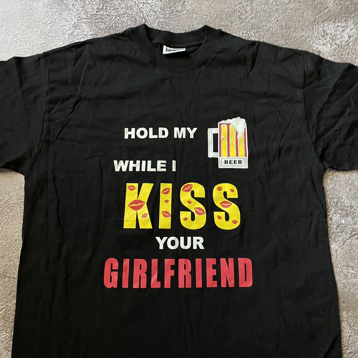 Vintage Vintage Y2K Graphic Tee Beer Girlfriend Black Single Stitch Size US XL / EU 56 / 4 - 5 Thumbnail