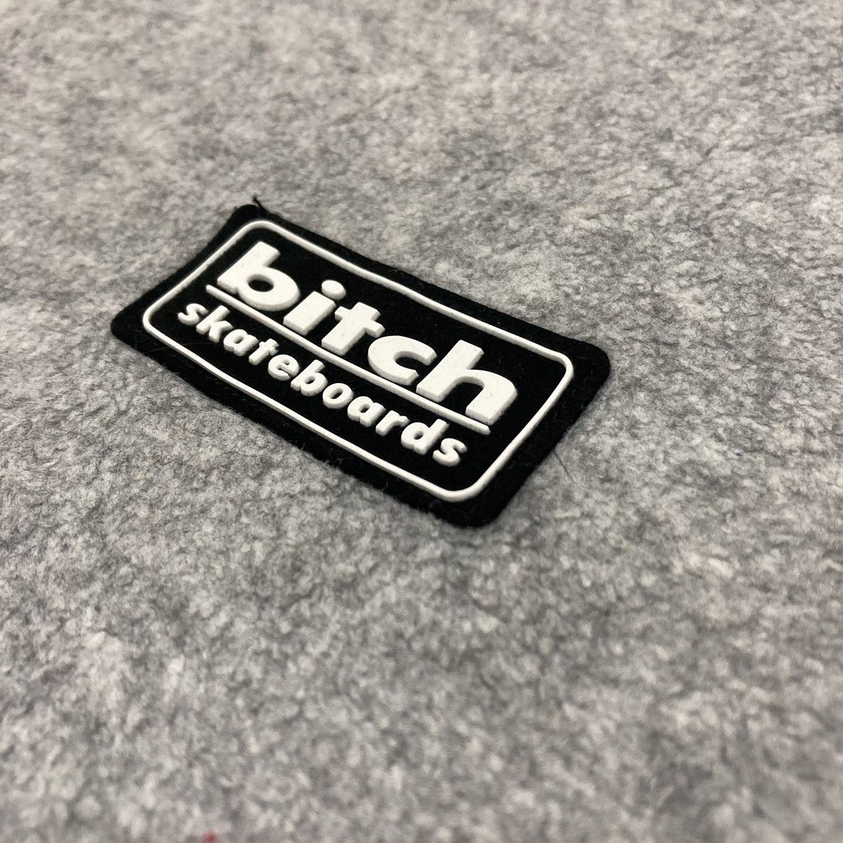 Girl Skateboards VINTAGE BITCH SKATEBOARD FLEECE HOODIE SWEATER JACKET Size US L / EU 52-54 / 3 - 6 Thumbnail