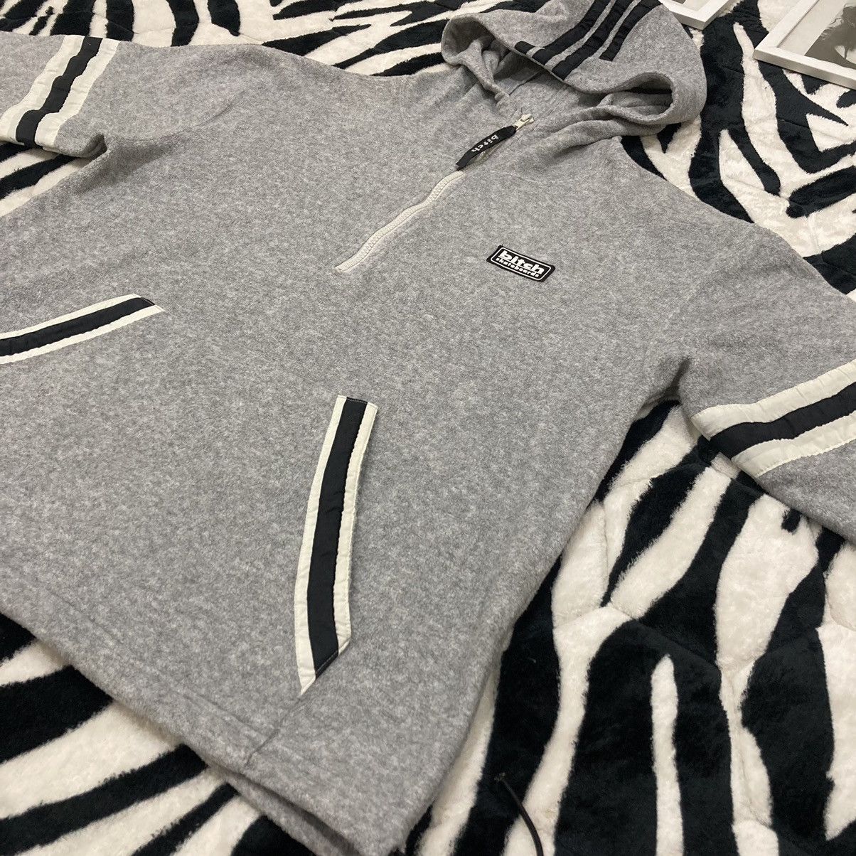 Girl Skateboards VINTAGE BITCH SKATEBOARD FLEECE HOODIE SWEATER JACKET Size US L / EU 52-54 / 3 - 5 Thumbnail