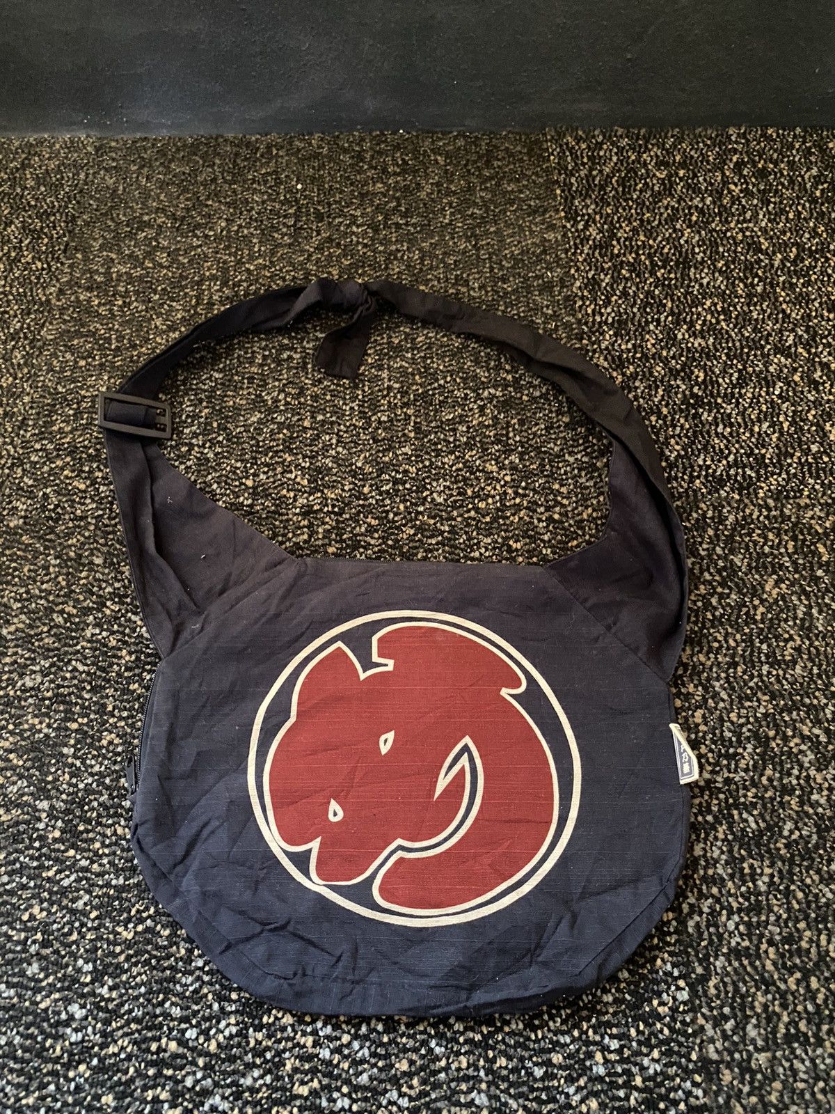 Japanese Brand Japanase brand sling bag Size ONE SIZE - 1 Thumbnail
