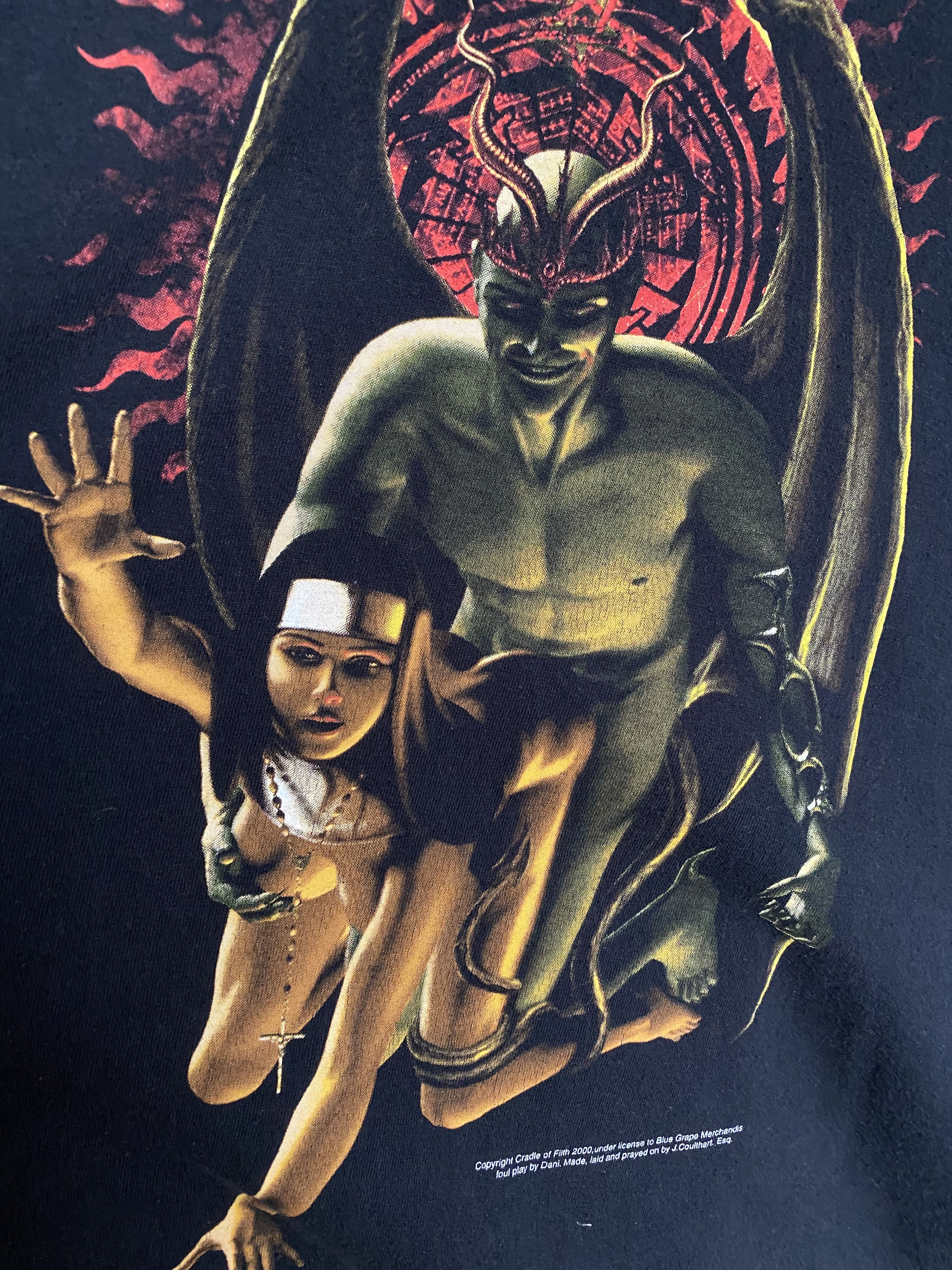 Band Tees 2000 Cradle Of Filth T-shirt Size US XL / EU 56 / 4 - 11 Thumbnail