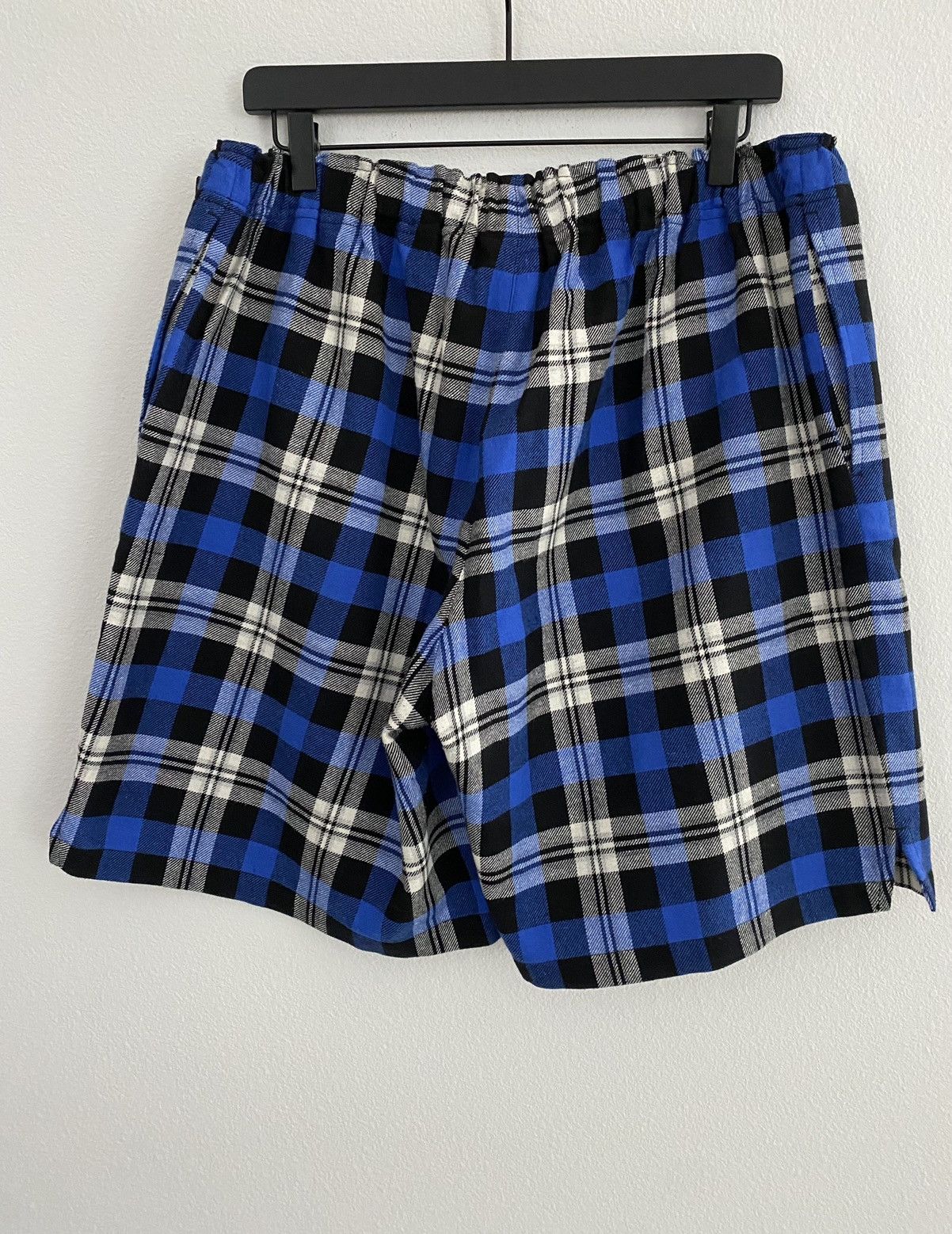 Marcelo Burlon Marcelo Burlon Checked Bermuda Shorts XL NWT Size US 36 / EU 52 - 2 Thumbnail