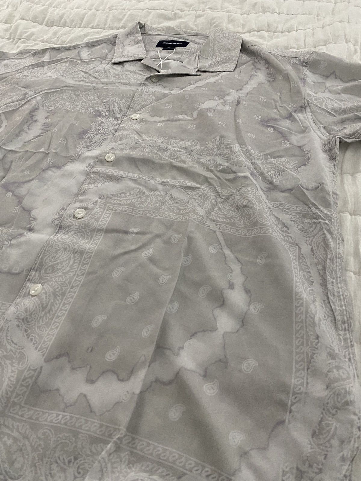 thisisneverthat Bandana Short Sleeve Shirt XL NWT Size US XL / EU 56 / 4 - 4 Thumbnail