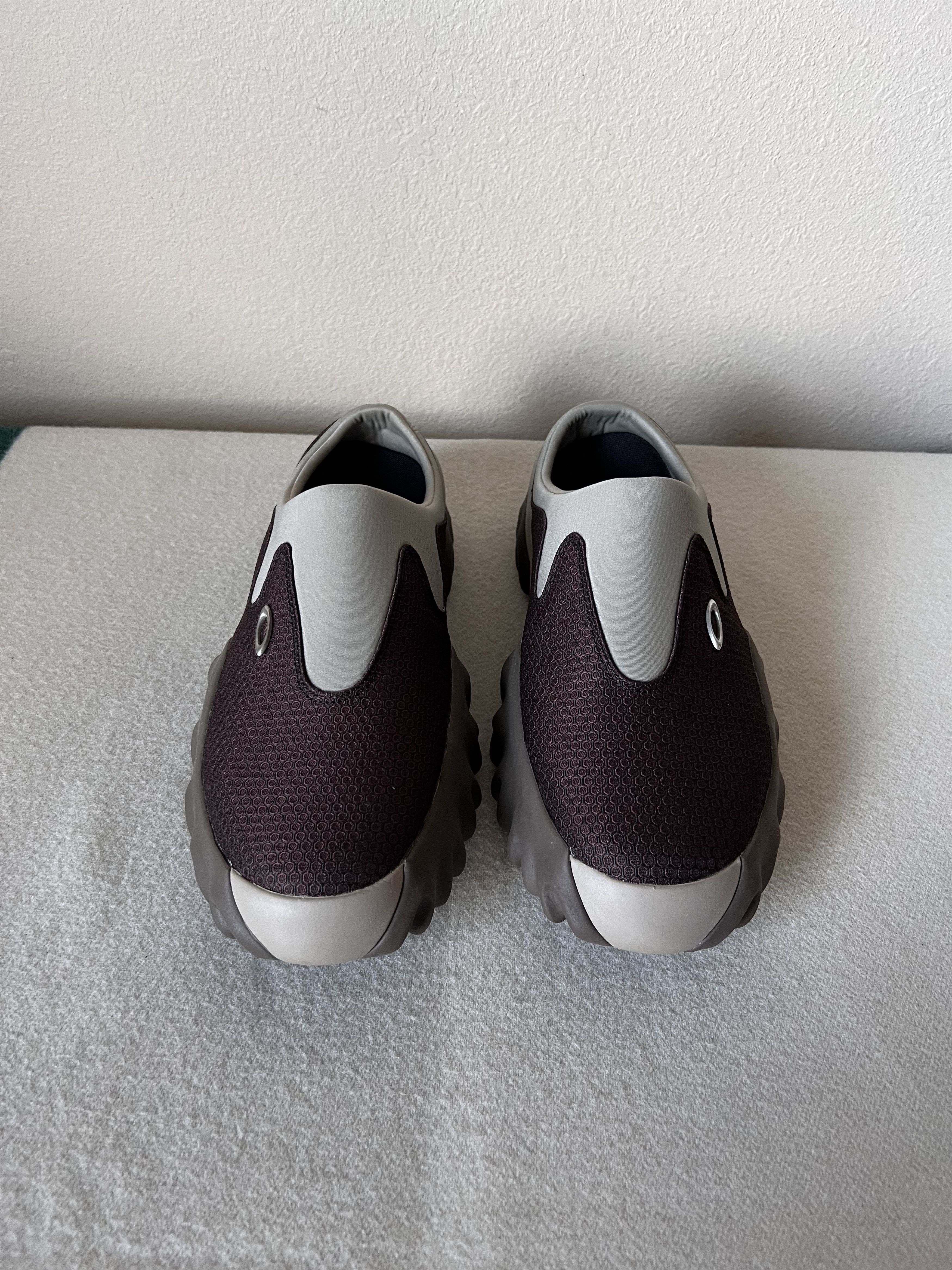 Oakley Oakley Factory Team Chop Saw Mule in Maroon Espresso Size US 11 / EU 44 - 4 Thumbnail