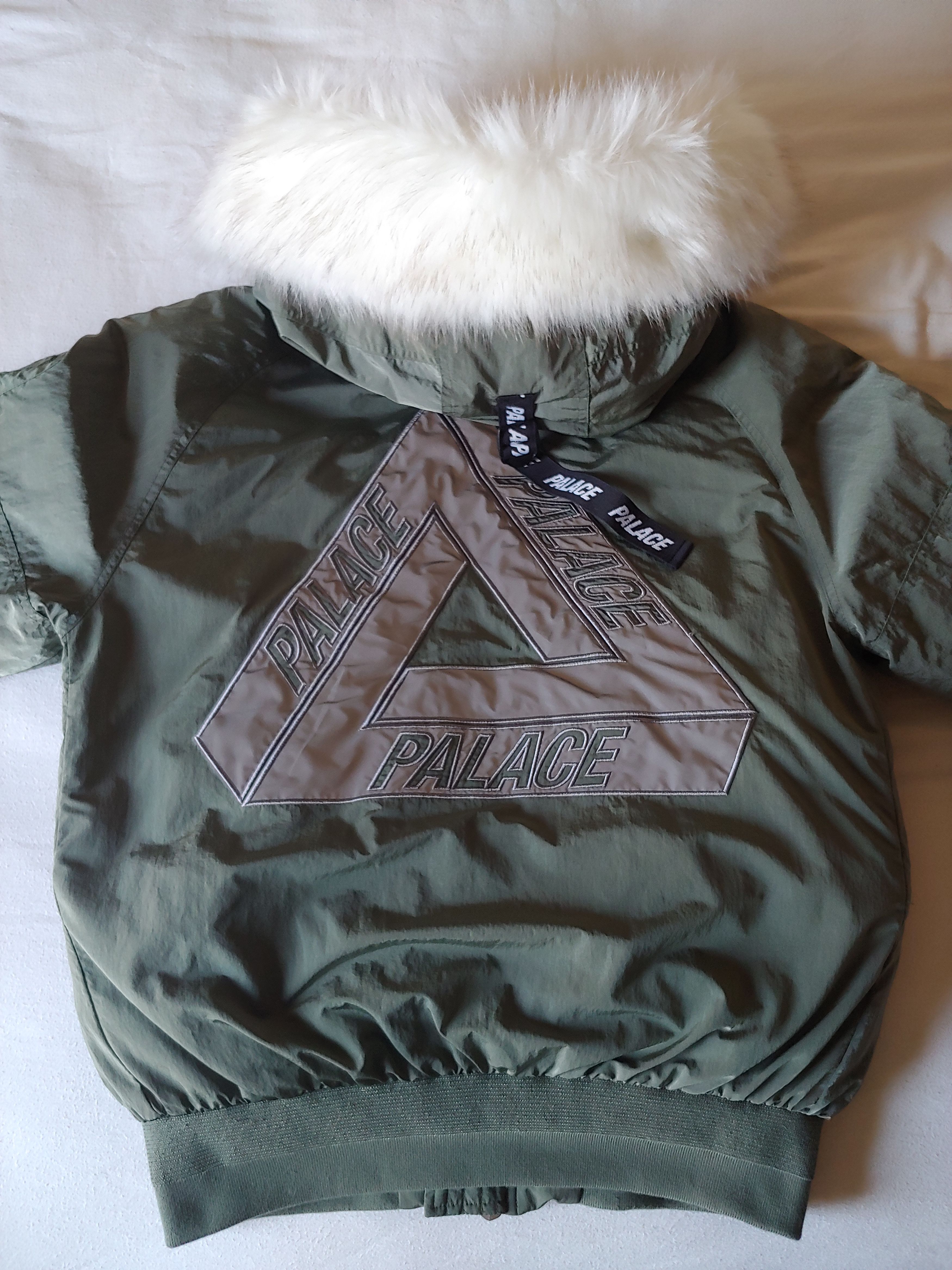 Palace Palace P-2B Short Parka Bomber Olive FW18 | Grailed