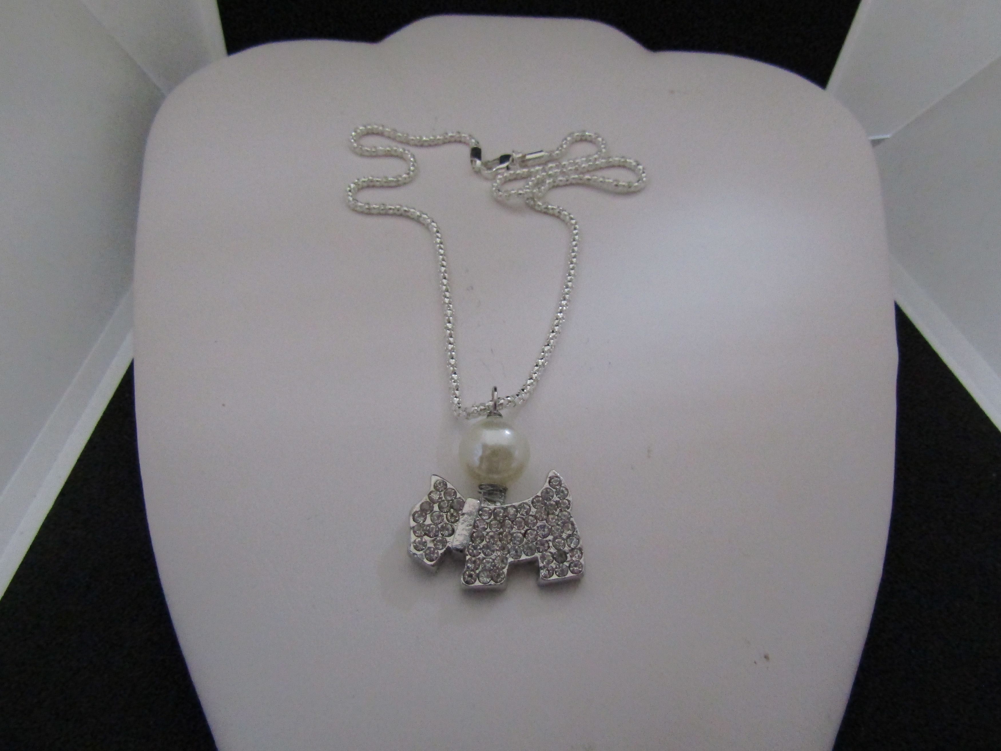 Handmade Cz dog pendant chain necklace with pearl bead Size ONE SIZE - 4 Thumbnail