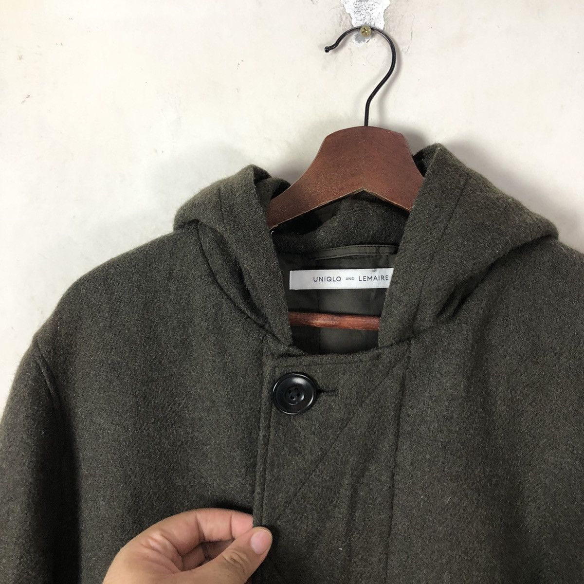 Japanese Brand UNIQLO AND LEMAIRE LONG JACKET MILITARY DESIGN Size US L / EU 52-54 / 3 - 6 Thumbnail
