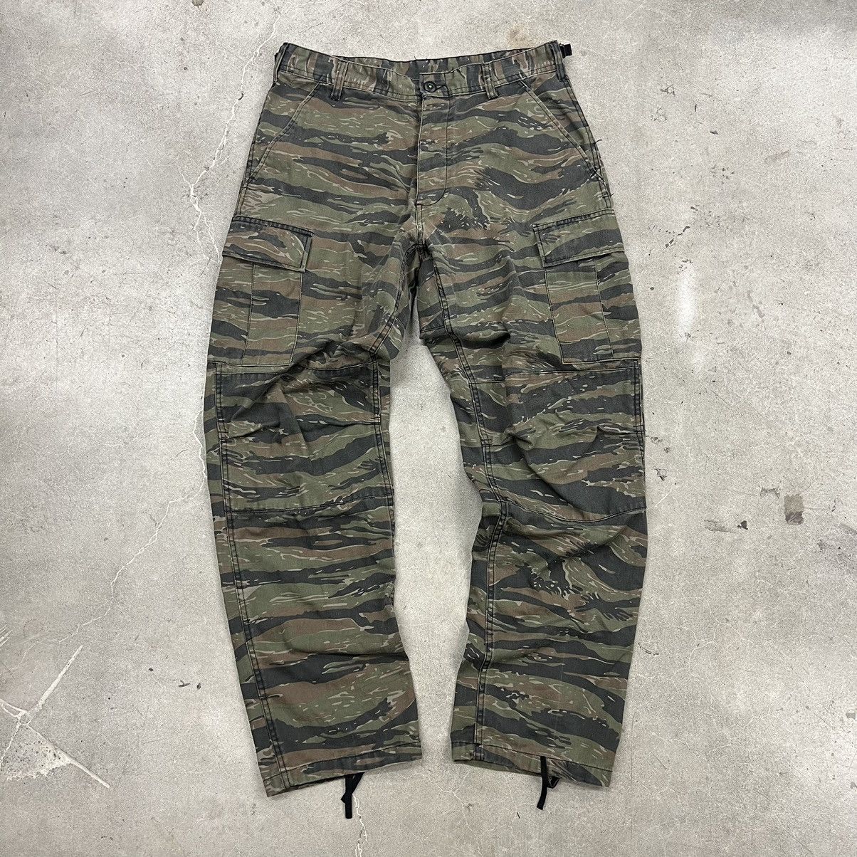 Vintage Striped Multi-Pocket Camo Cargo Pants main image 1