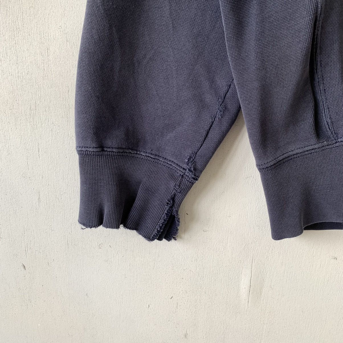 Nike × Vintage Vintage 90s Sunfaded Nike Small Logo Sweatshirt Size US S / EU 44-46 / 1 - 3 Thumbnail