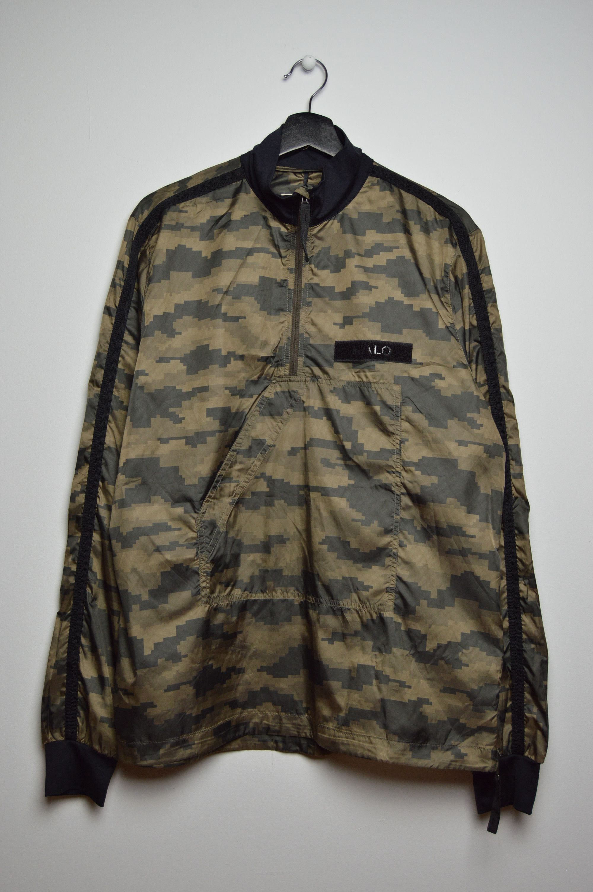 Halo halo tech stealth camo anorak Size US L / EU 52-54 / 3 - 2 Thumbnail