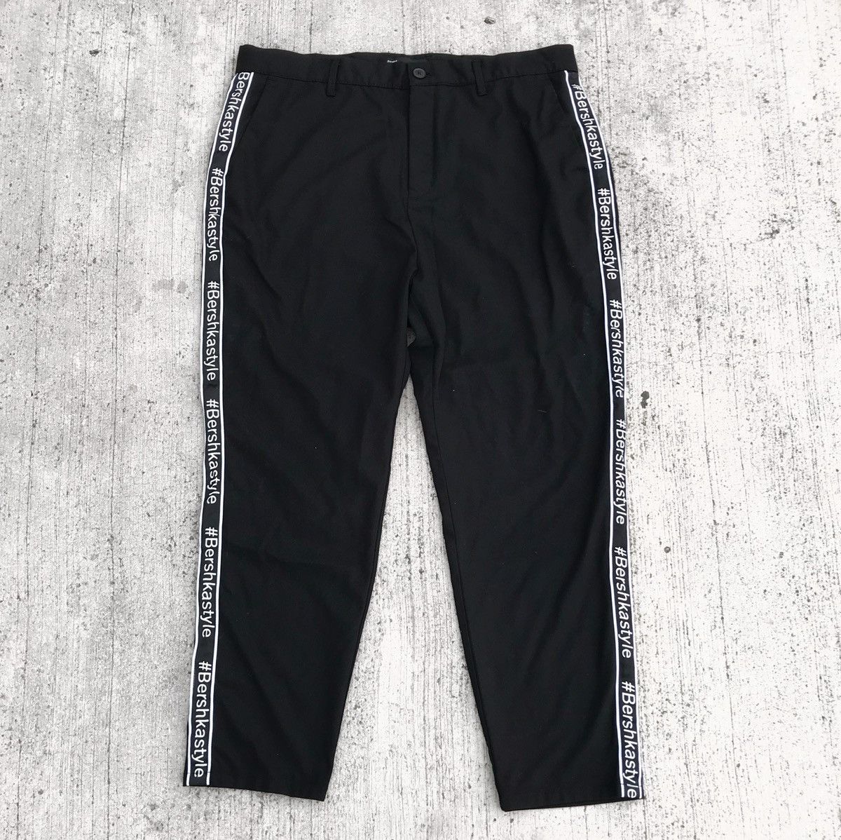 Bershka × Designer × Japanese Brand Bershka Side Tape Pants Size US 36 / EU 52 - 1 Thumbnail