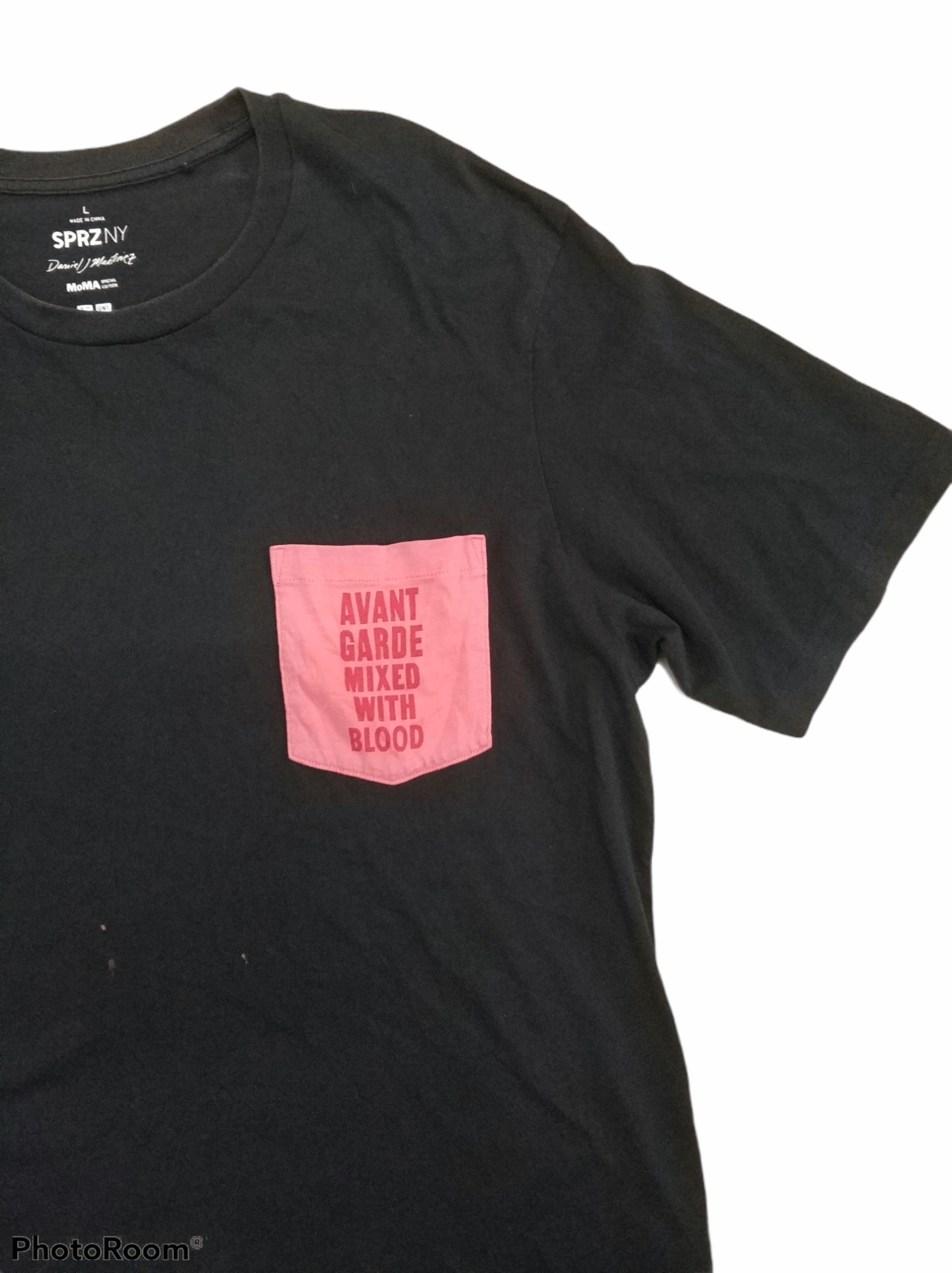 Japanese Brand 🔥Avant Garde Mixed With Blood Tees Size US M / EU 48-50 / 2 - 4 Thumbnail