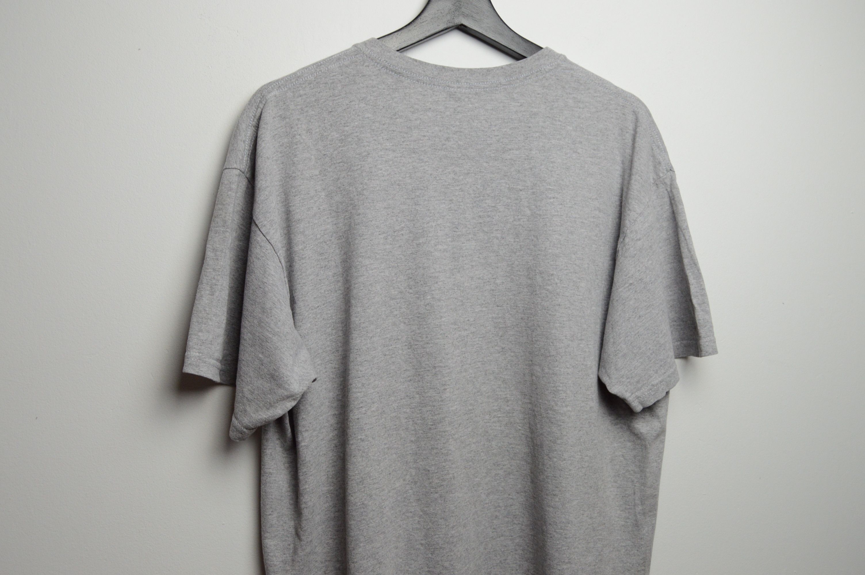 Band Tees 30 seconds to mars vintage 2010 this is war tee Size US L / EU 52-54 / 3 - 6 Thumbnail