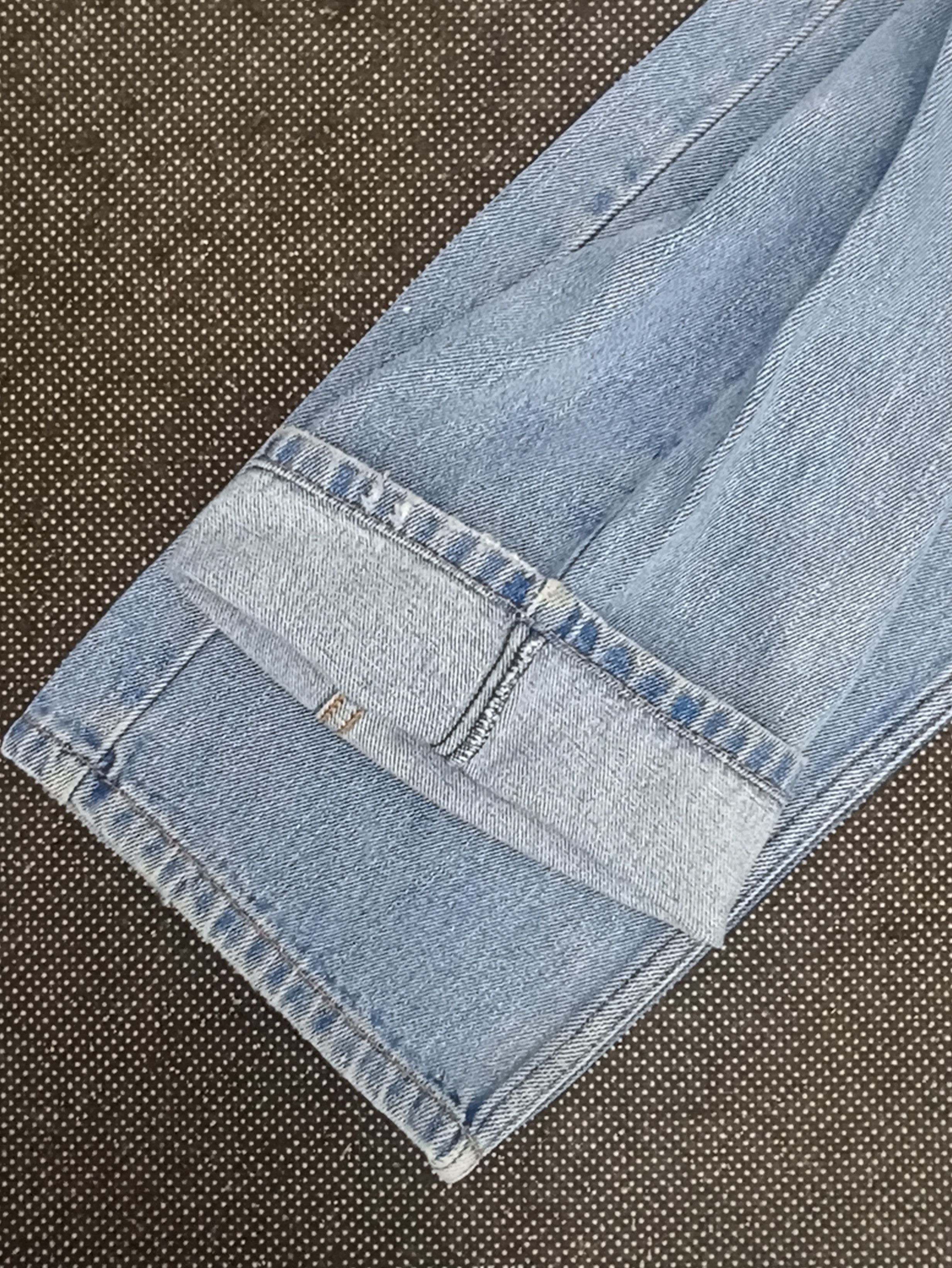 VINTAGE LEVIS 505 BLUE WASH JEANS -J312