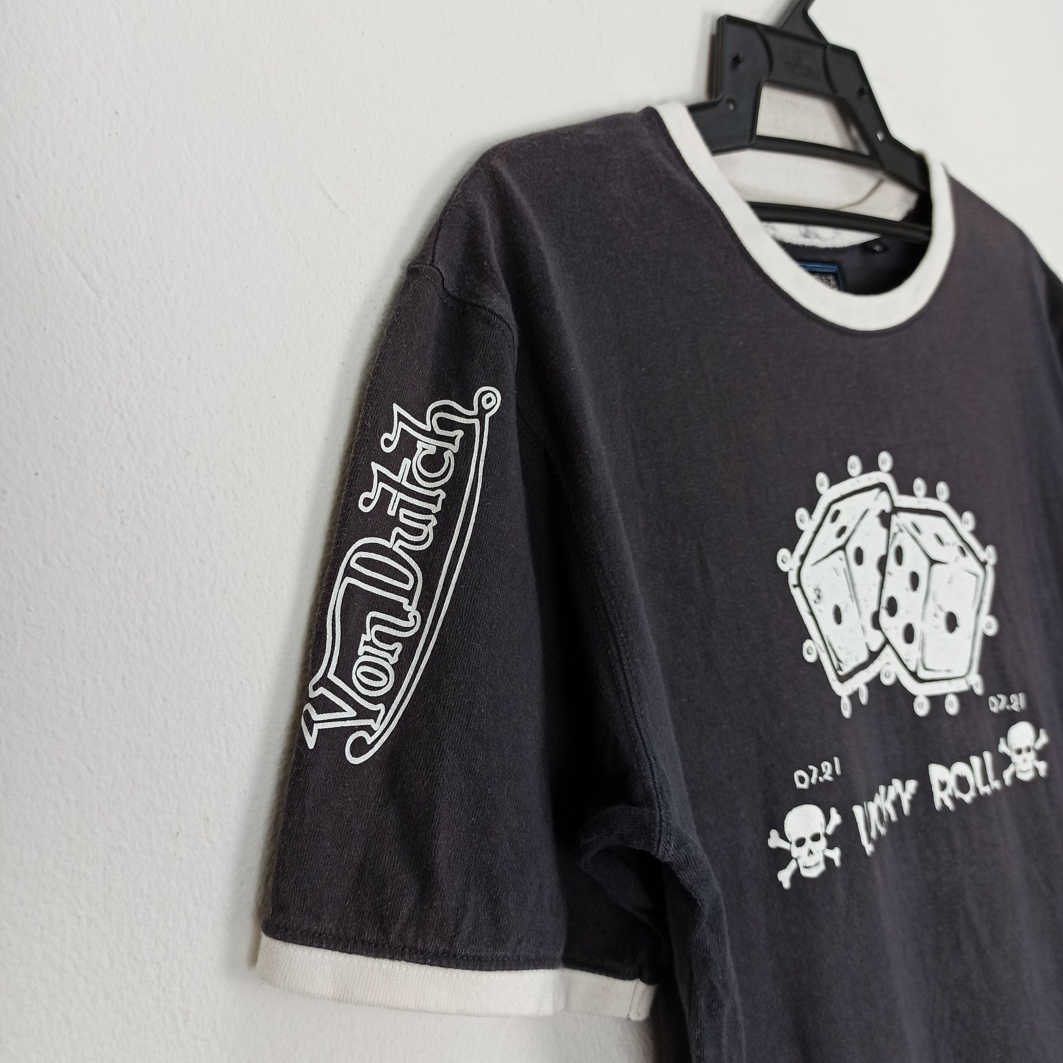 Vintage Von Dutch Lucky Roll Big Logo Skulls t shirt Size US M / EU 48-50 / 2 - 2 Thumbnail