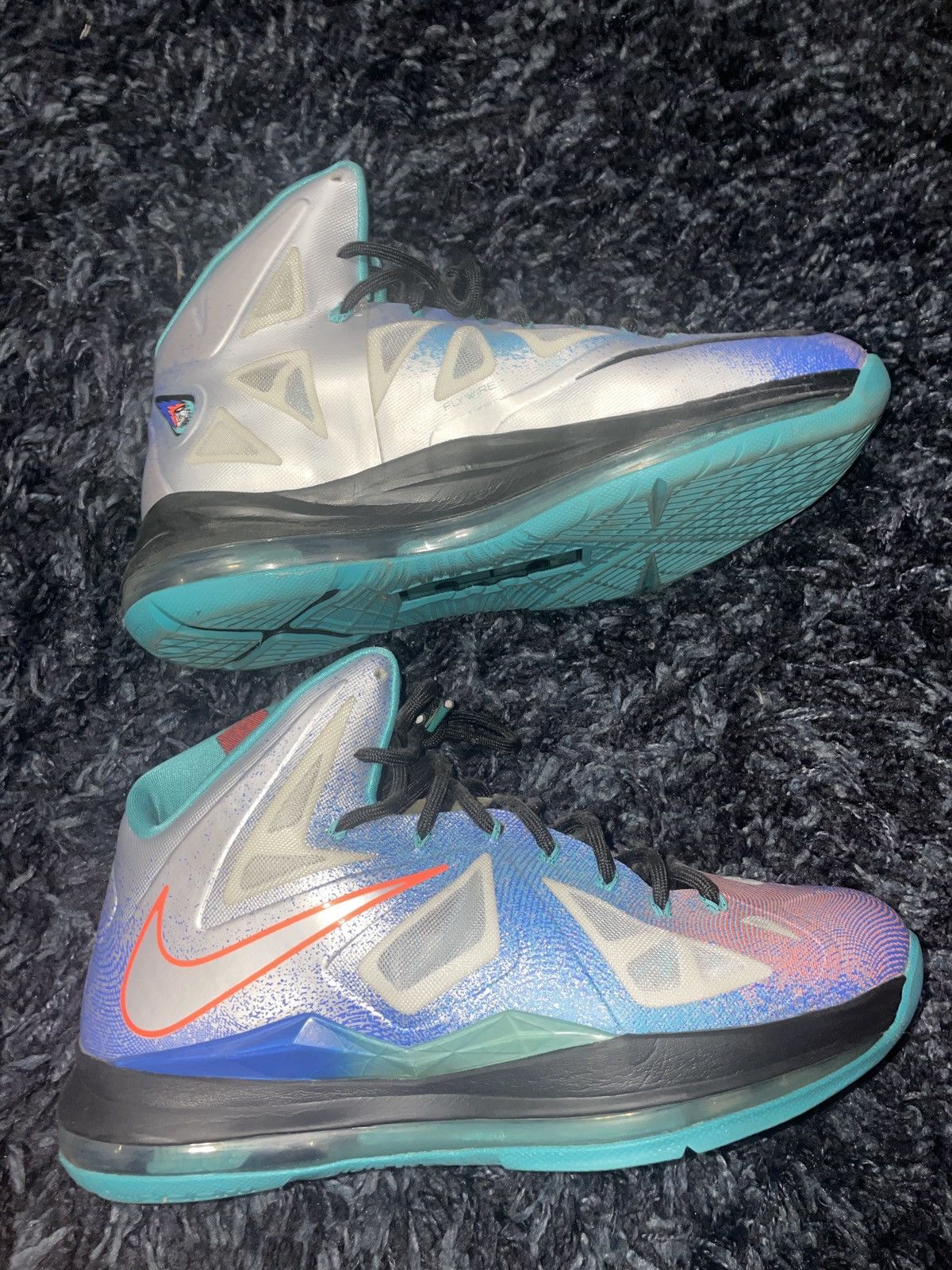 Nike Lebrun X Re-Entry