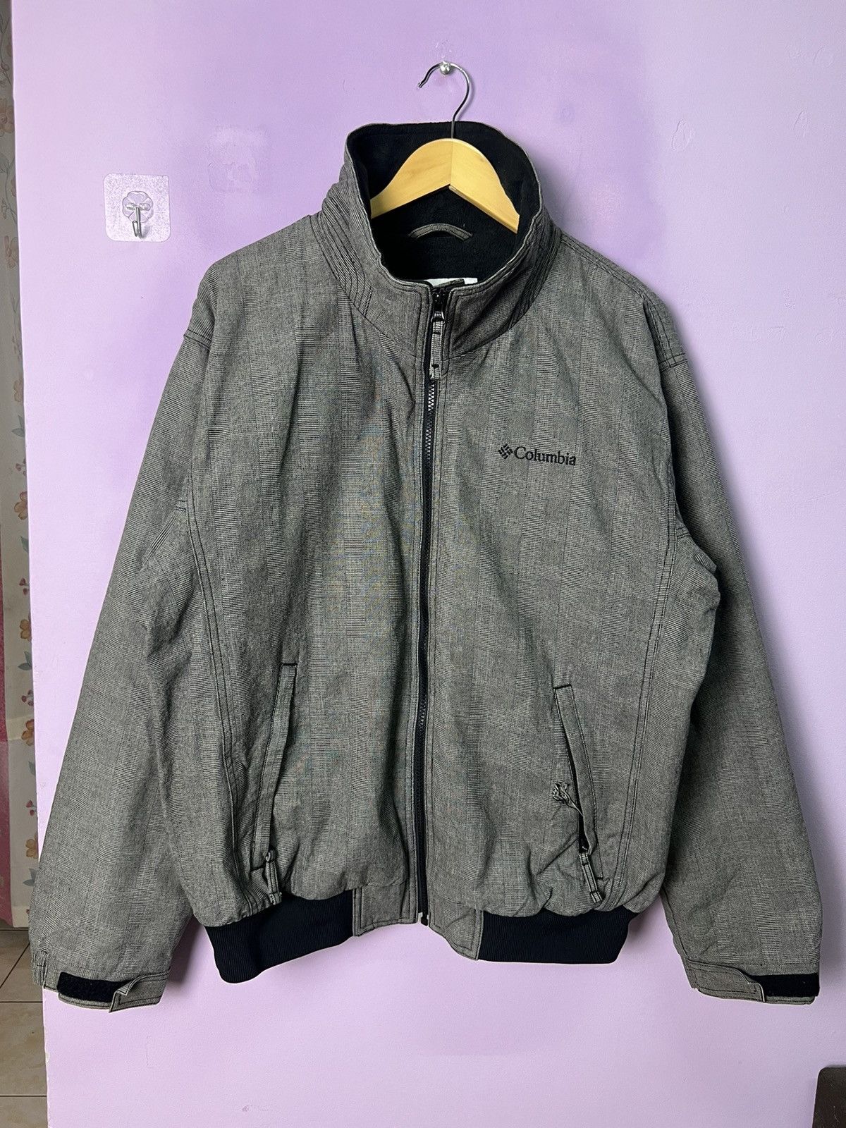 Pre-owned Columbia Distressed  Zipper Jacket In Grey