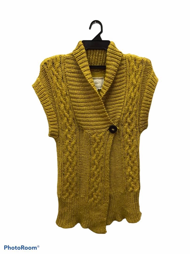 Aran Isles Knitwear KENJI knitwear cardigan mustard colour short sleeve Size US S / EU 44-46 / 1 - 1 Thumbnail