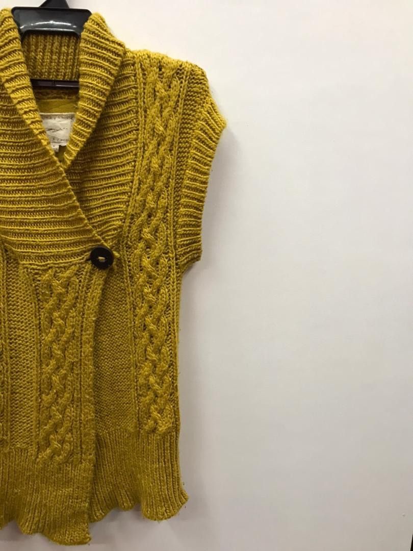 Aran Isles Knitwear KENJI knitwear cardigan mustard colour short sleeve Size US S / EU 44-46 / 1 - 6 Thumbnail