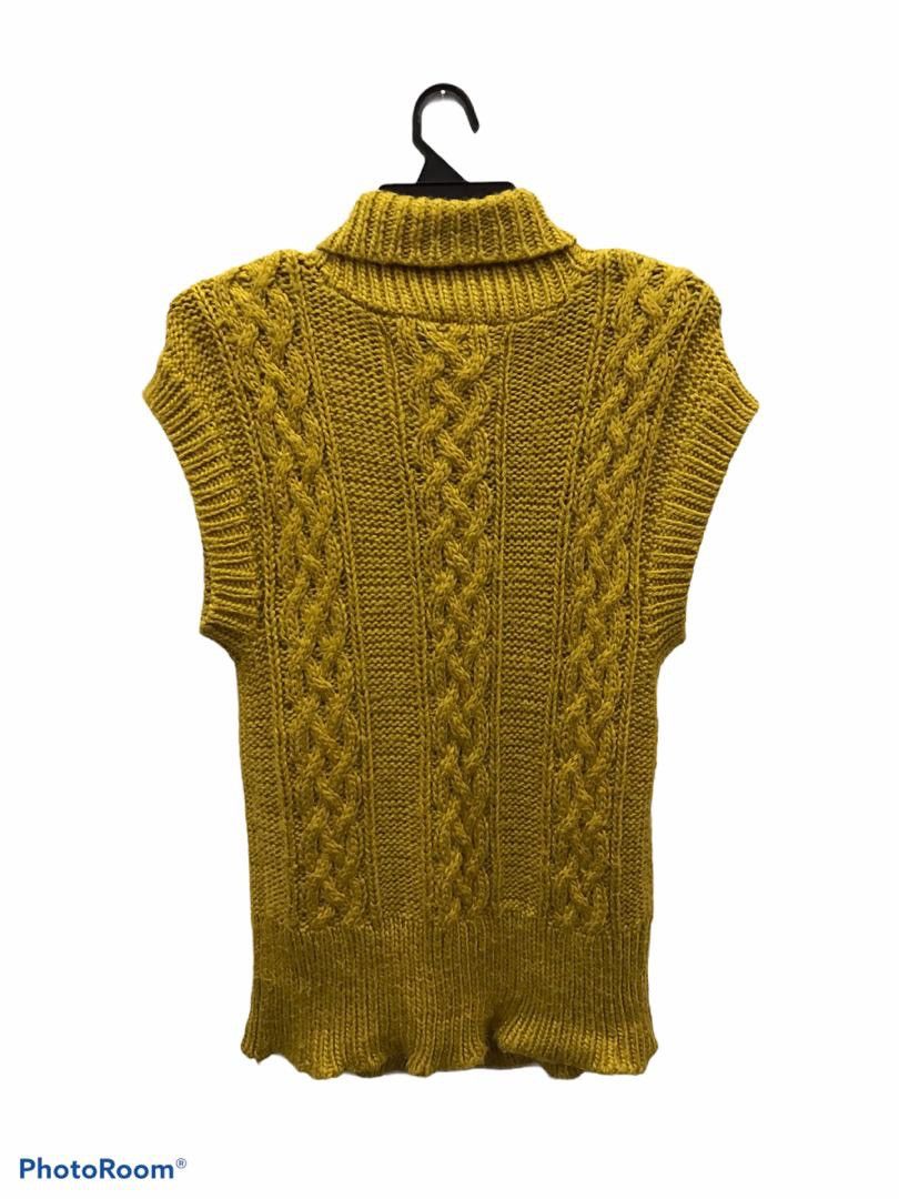 Aran Isles Knitwear KENJI knitwear cardigan mustard colour short sleeve Size US S / EU 44-46 / 1 - 2 Thumbnail