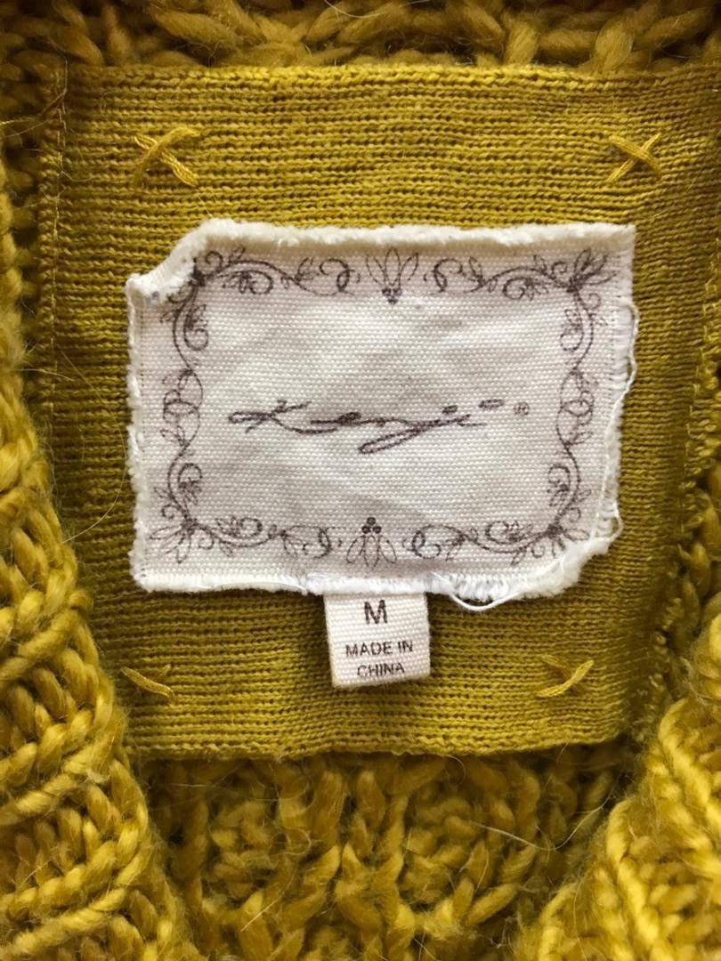 Aran Isles Knitwear KENJI knitwear cardigan mustard colour short sleeve Size US S / EU 44-46 / 1 - 8 Thumbnail