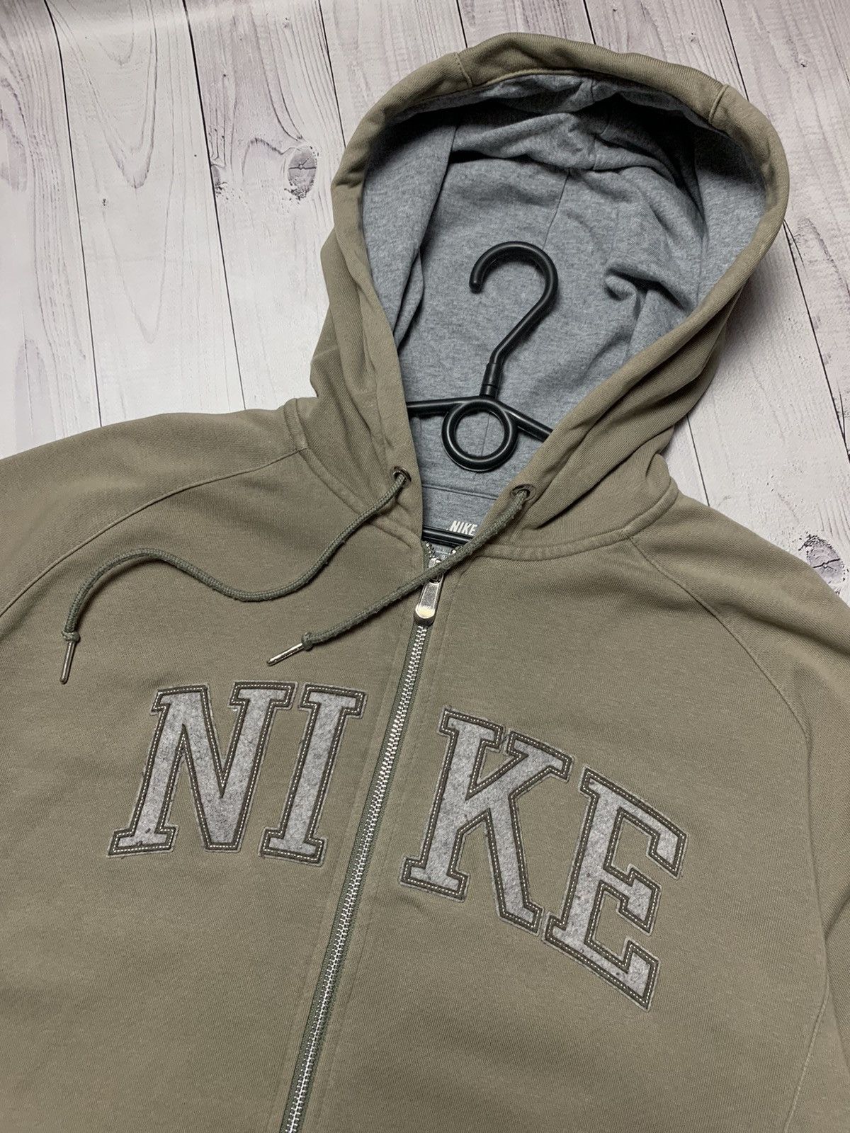 Vintage Vintage Nike Khaki zip hoodie big logo size L Size US L / EU 52-54 / 3 - 3 Thumbnail