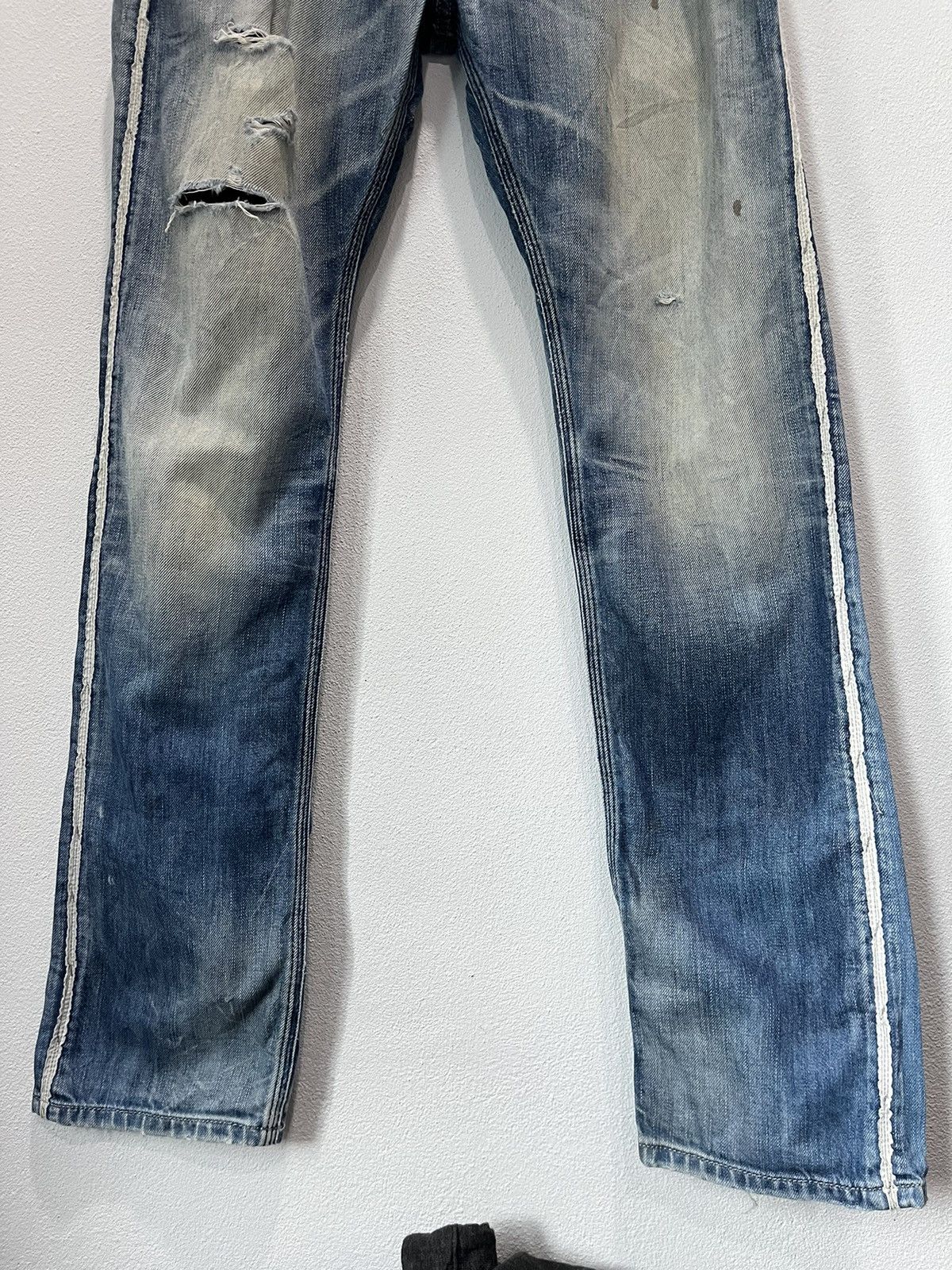 Beauty Beast 🔥NEED GONE🔥 Diesel Blue Eyecons 2010/2 Edition Jeans Size US 31 - 3 Thumbnail